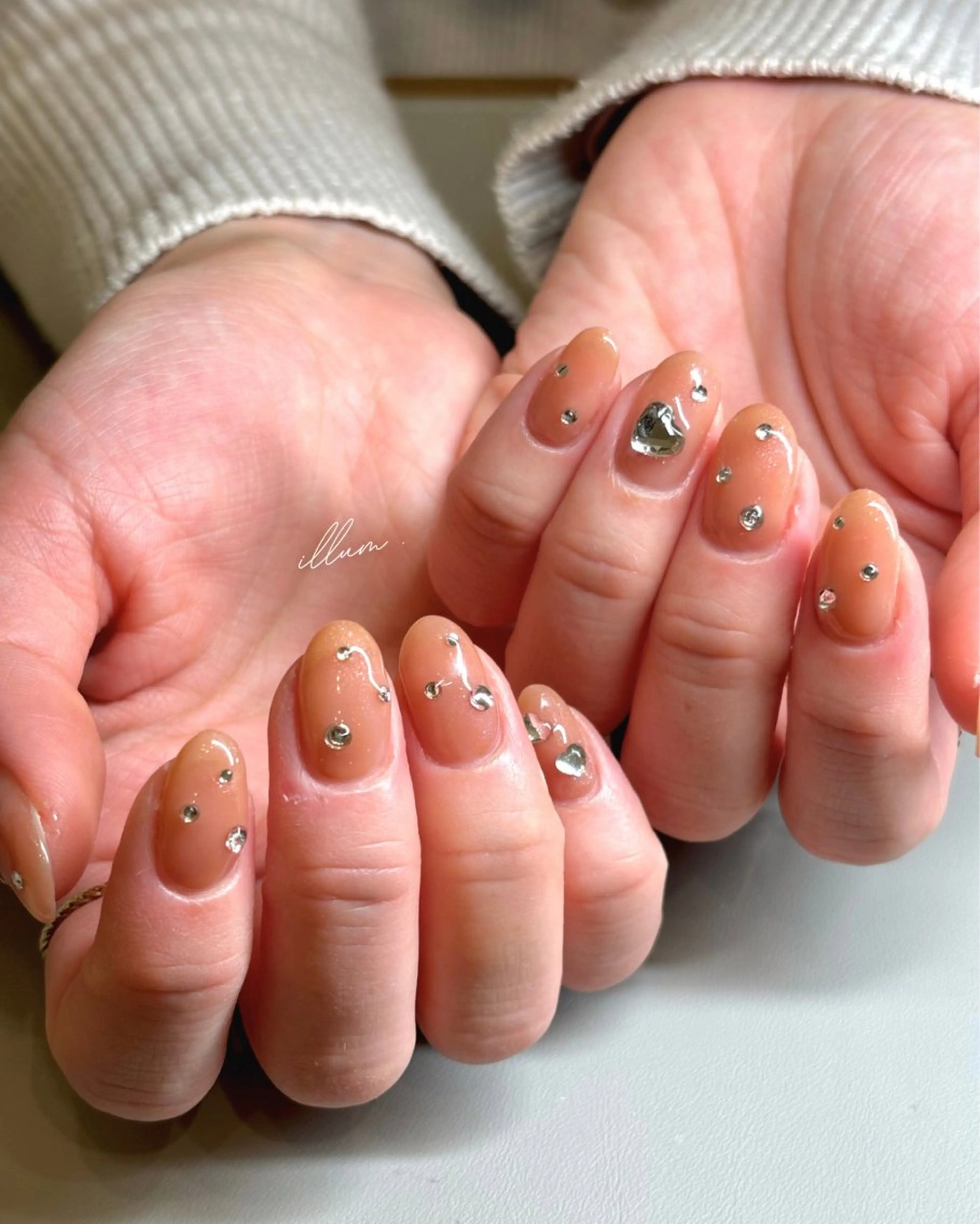 キッズ ネイル ジェルネイル マグネットネイル ミラーネイル ニュアンスネイル オフィスネイル illum hicariのネイルデザイン