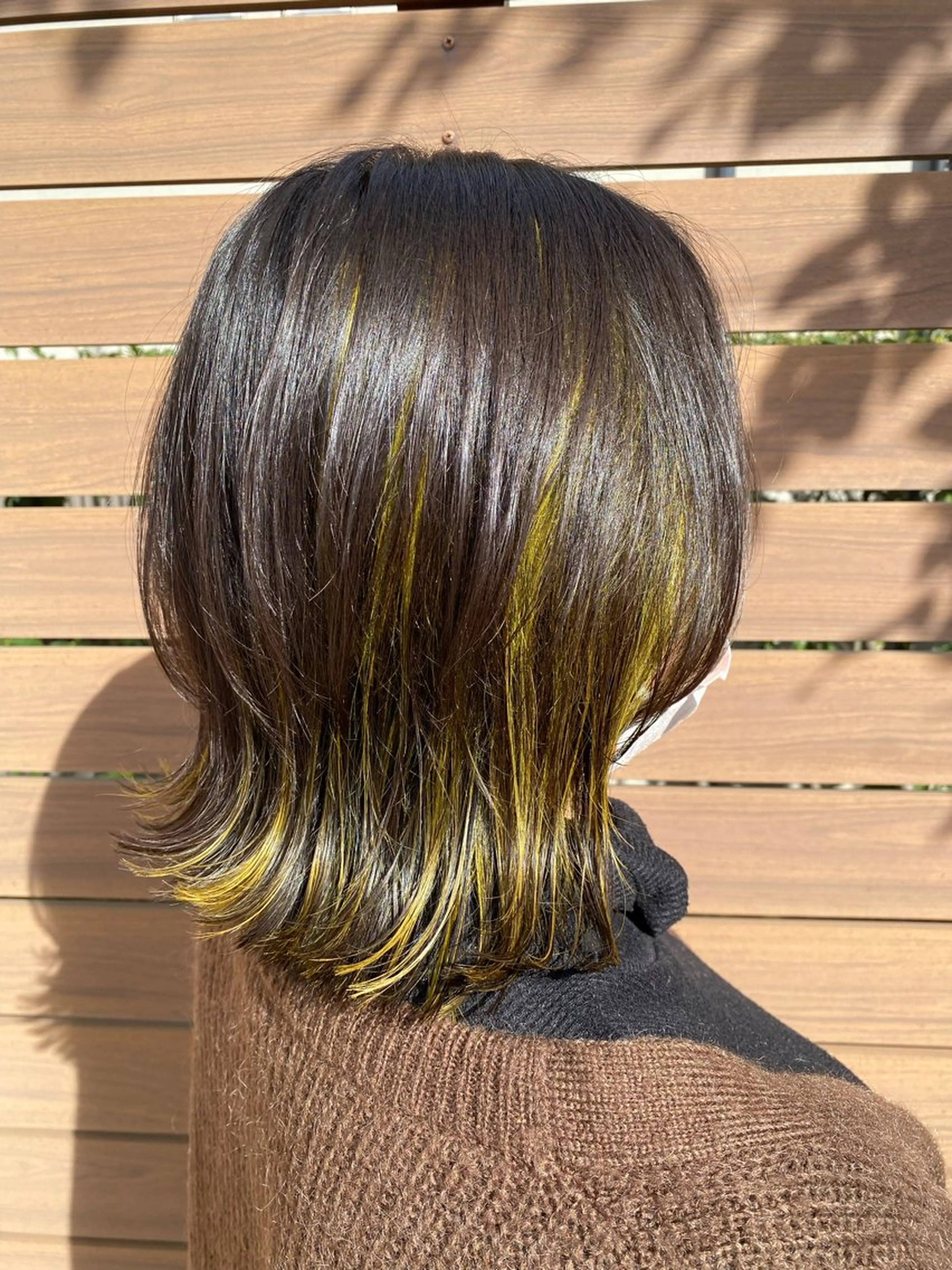 ミディアム カラー 小坂 麻綾のヘアスタイル