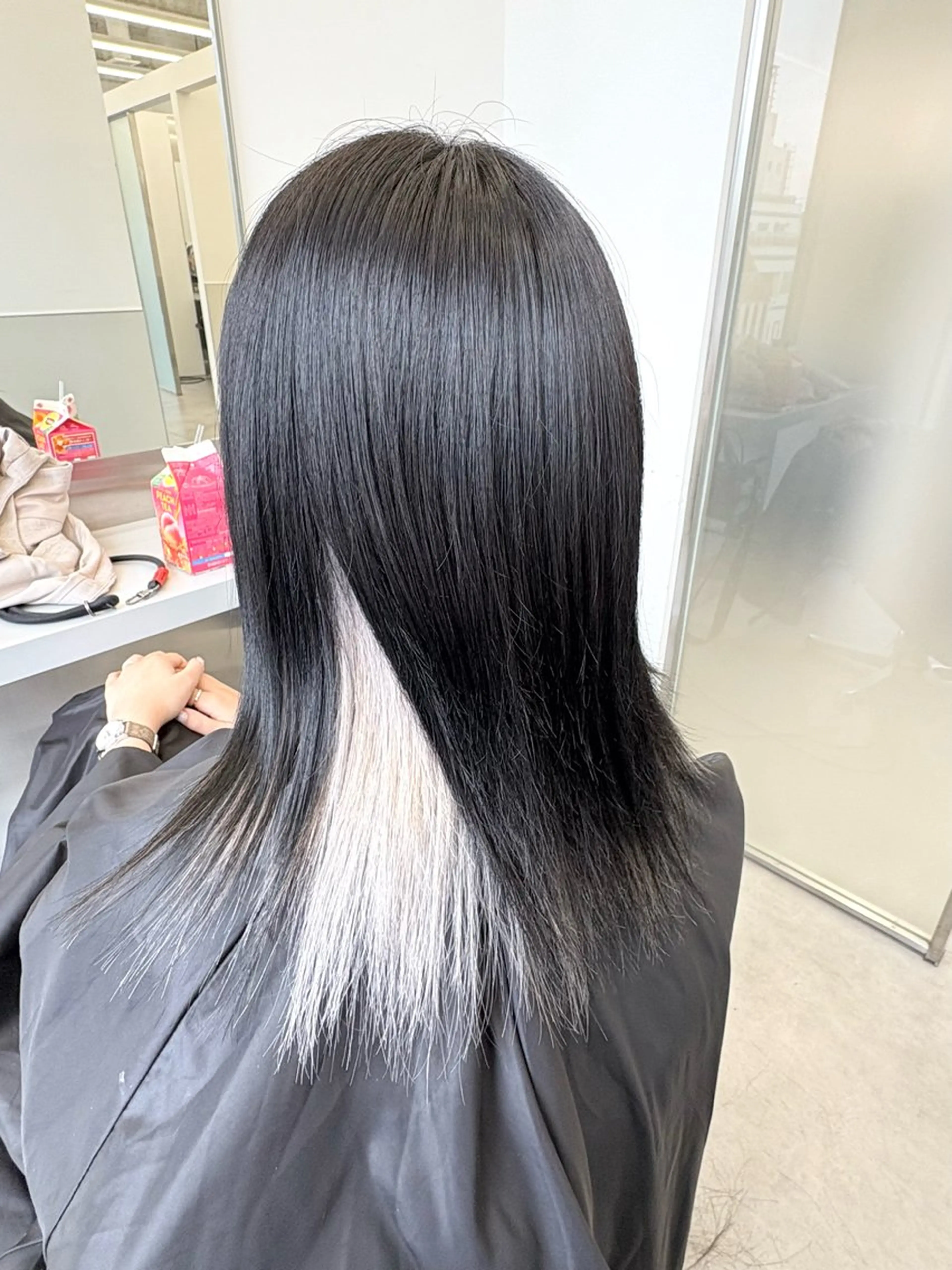 ミディアム カラー ブリーチ インナーカラー ヘアカラー 天野 利咲のヘアスタイル