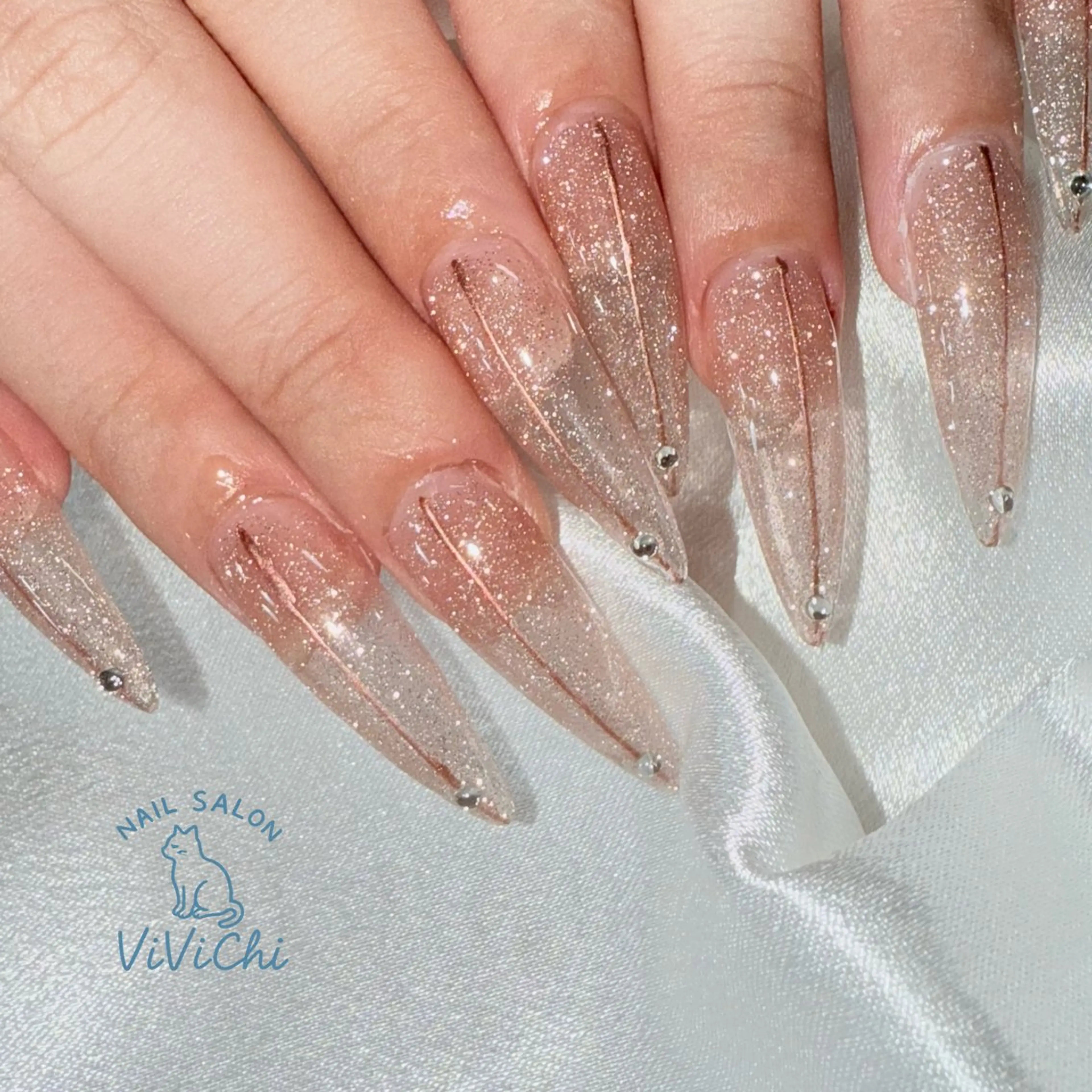 ネイル ハンドネイル NAILSALON ViViChi所属・ViViChi 梨帆のネイルデザイン