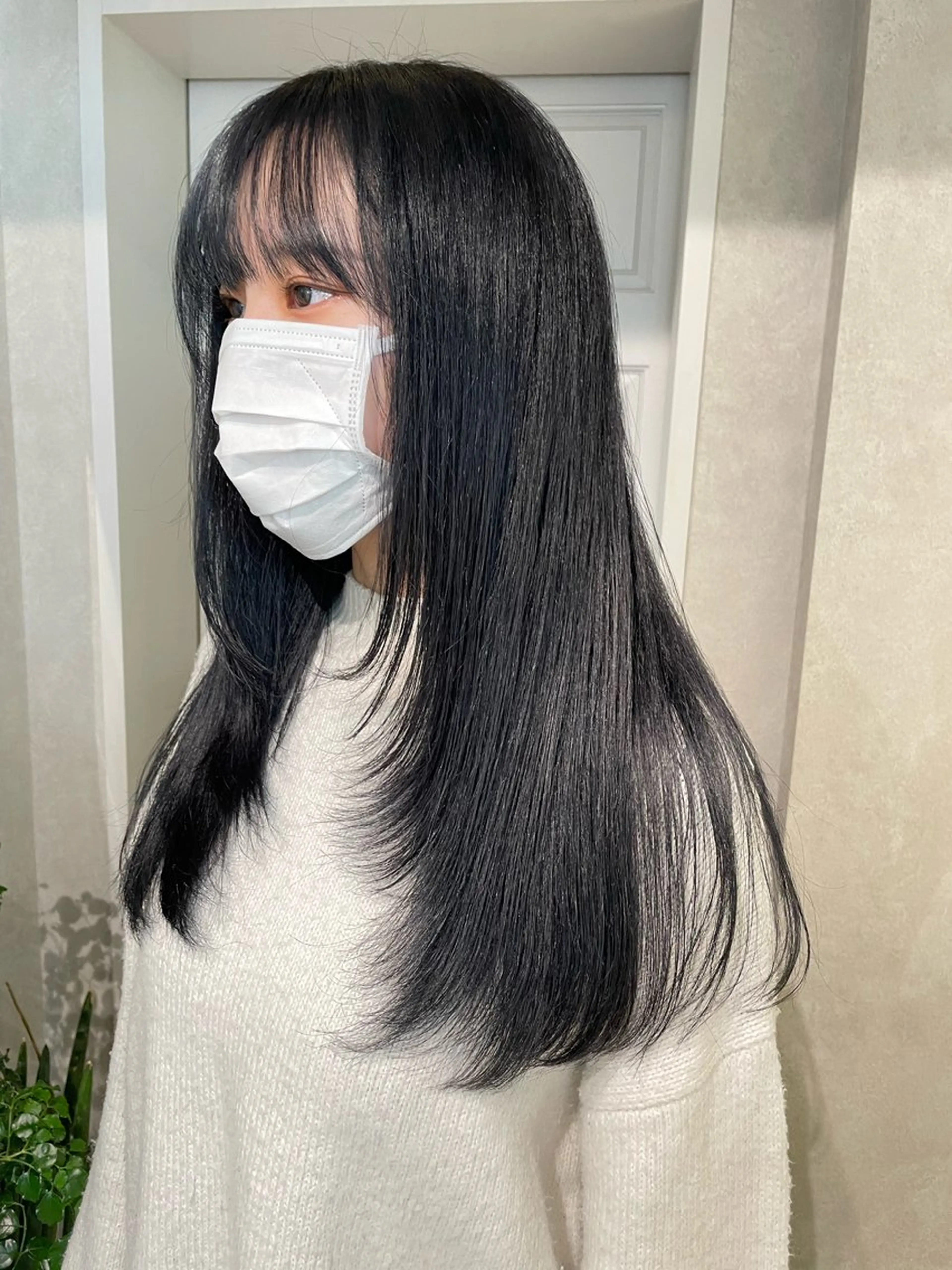 セミロング カラー アッシュ アッシュブラック 黒髪 レイヤーカット トリートメント ヘアカラー トリートメント ナチュラル透明感🌱 小山美樹子のヘアスタイル