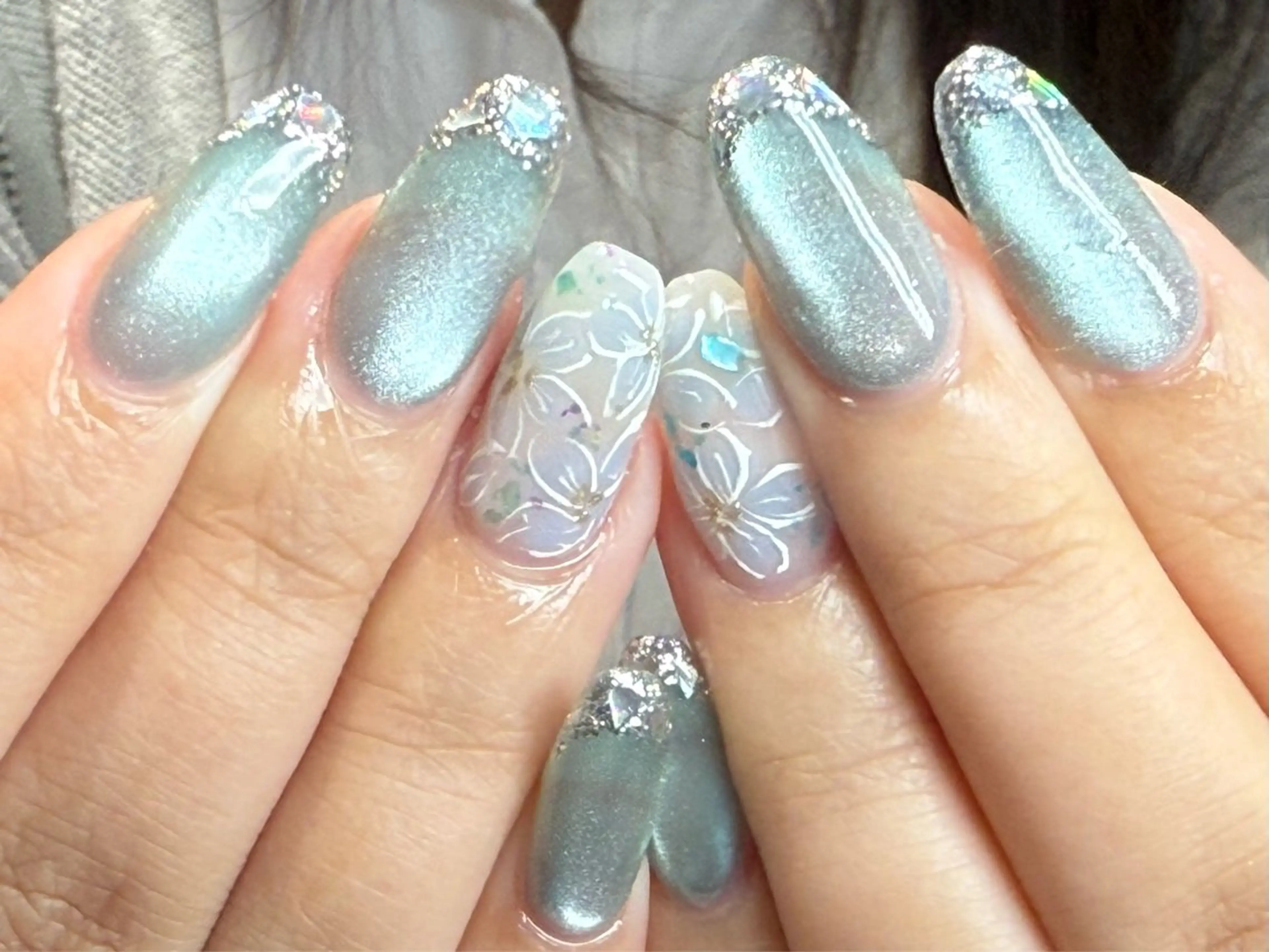 ネイル フレンチネイル ガラスフレンチ 持ち込み ハンドネイル Ruru akari 大阪天王寺のネイルデザイン