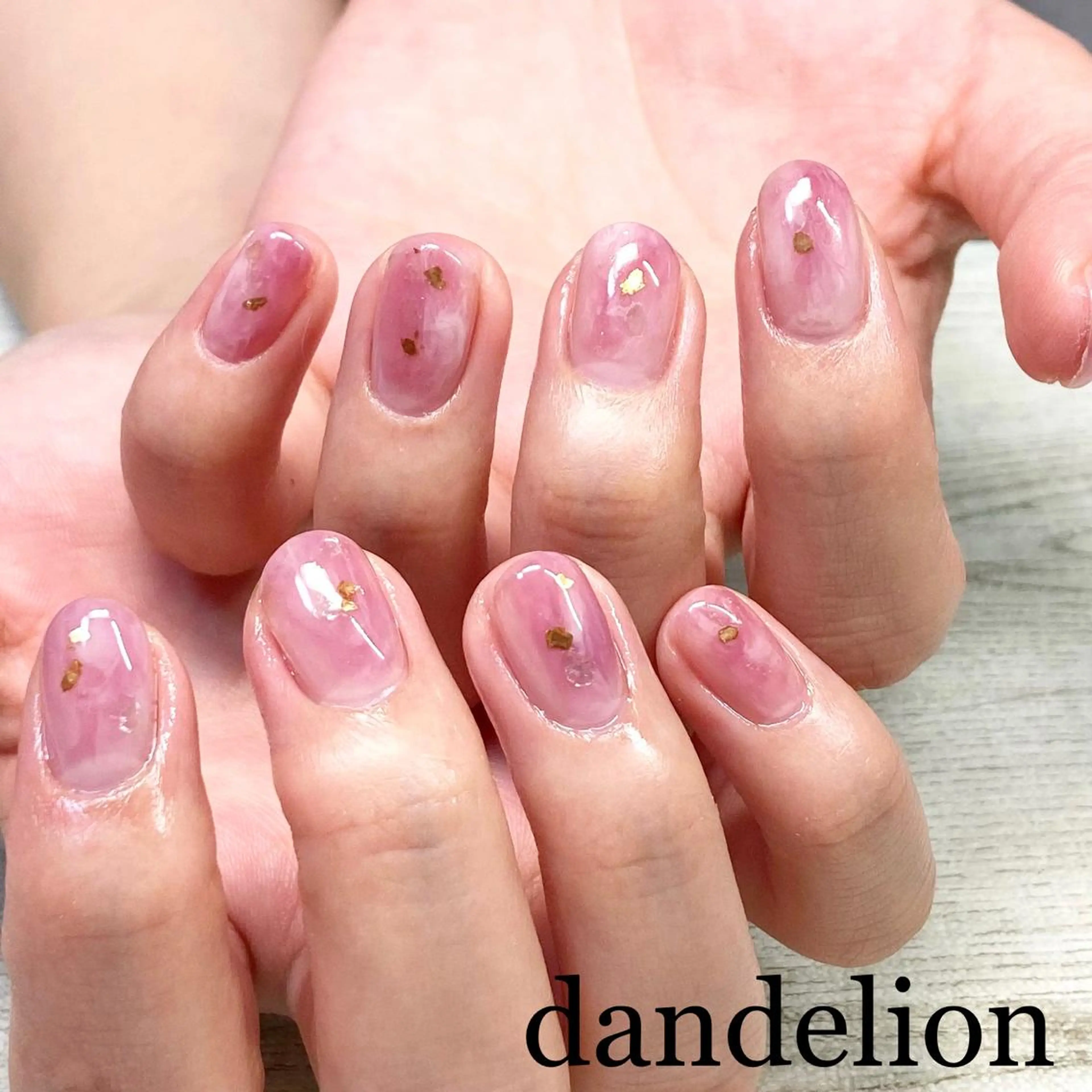 ネイル ハンドネイル ハンドケア dandelion ダンデライオンのネイルデザイン