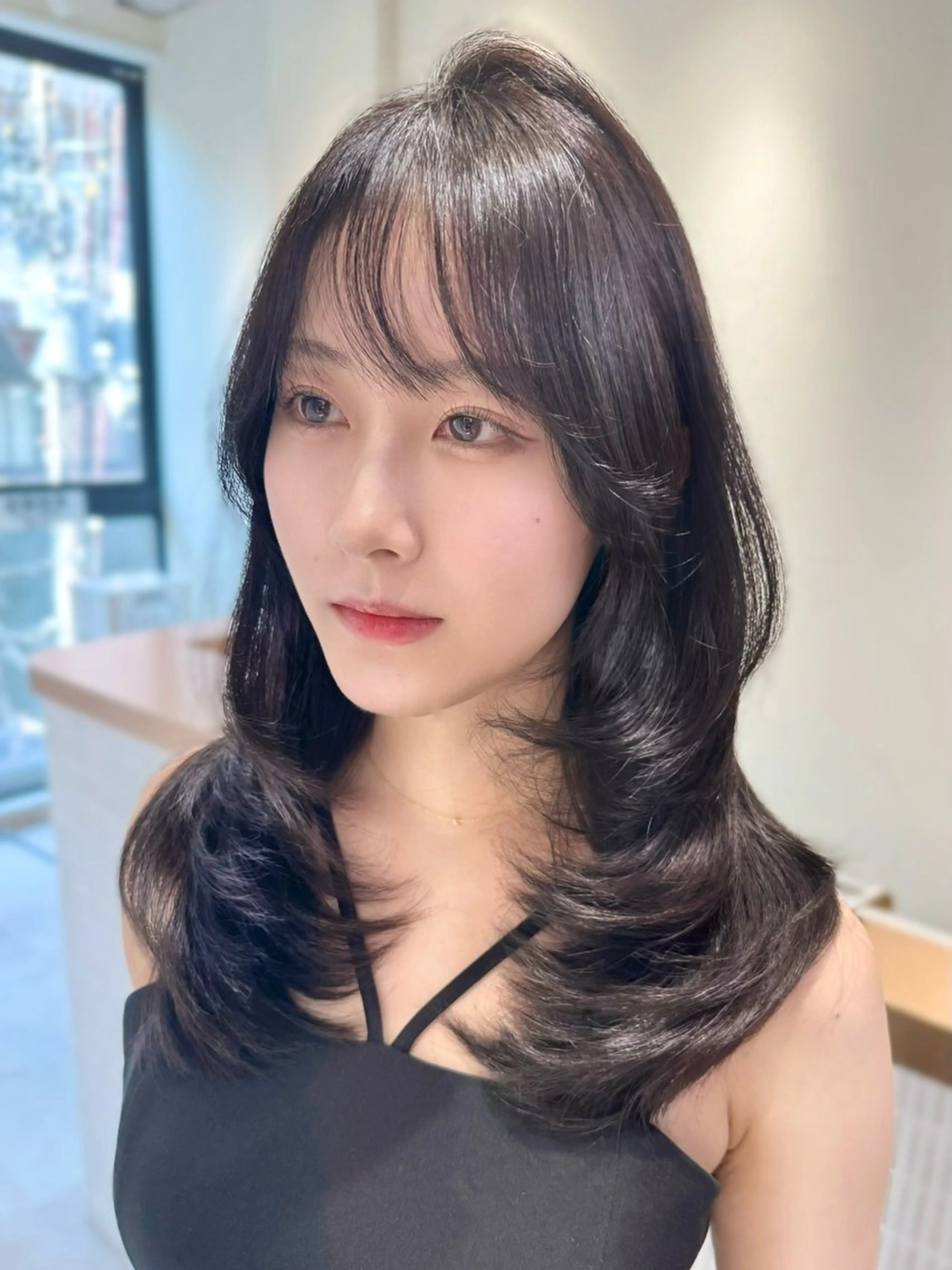 ミディアム ミディアムレイヤー 韓国風ヘア レイヤーカット ワンホンレイヤー 🫧レイヤーカット/ 韓国ヘア🫧辻優也のヘアスタイル