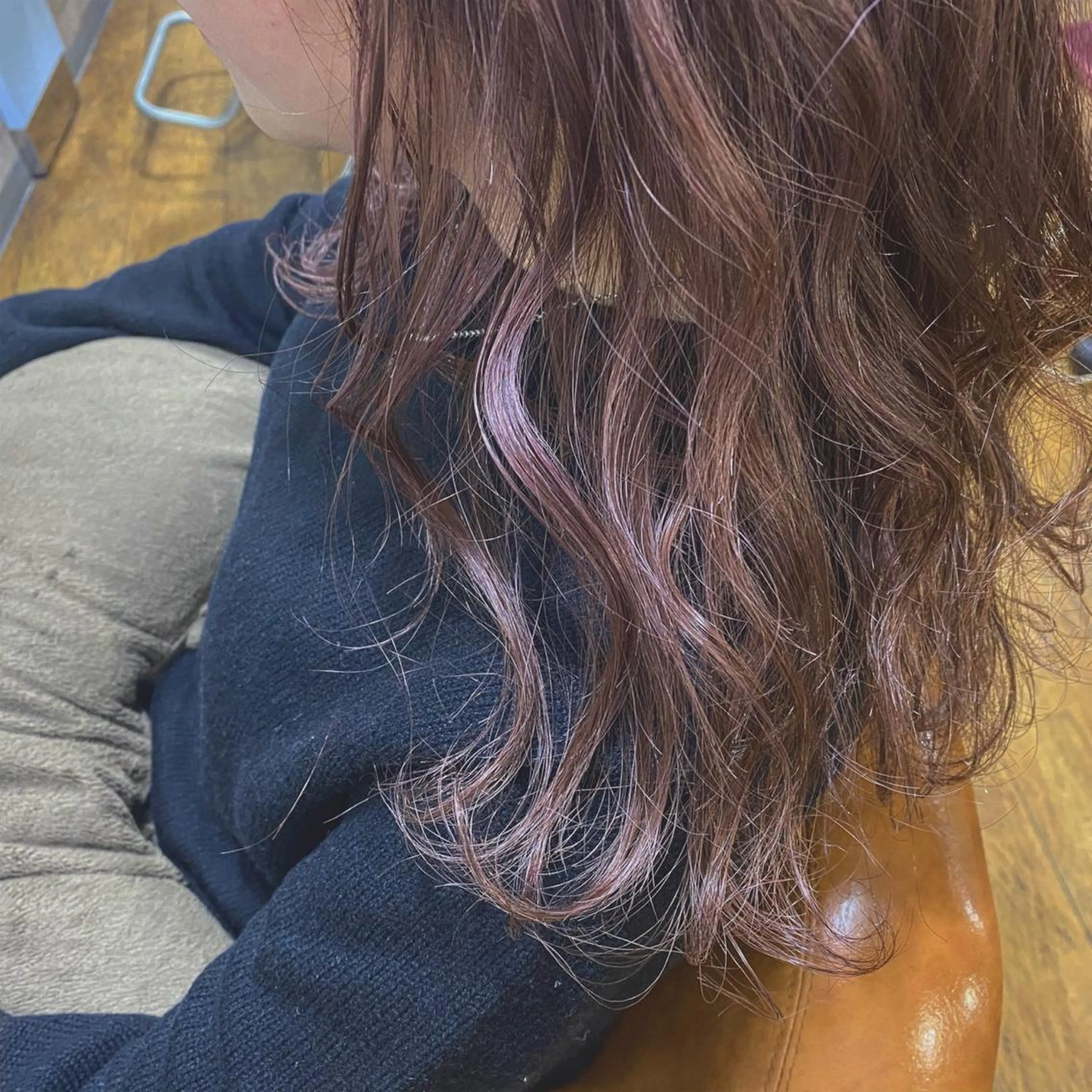 セミロング カット ヘアカラー トリートメント 荒川 ひなの 新川崎のヘアスタイル