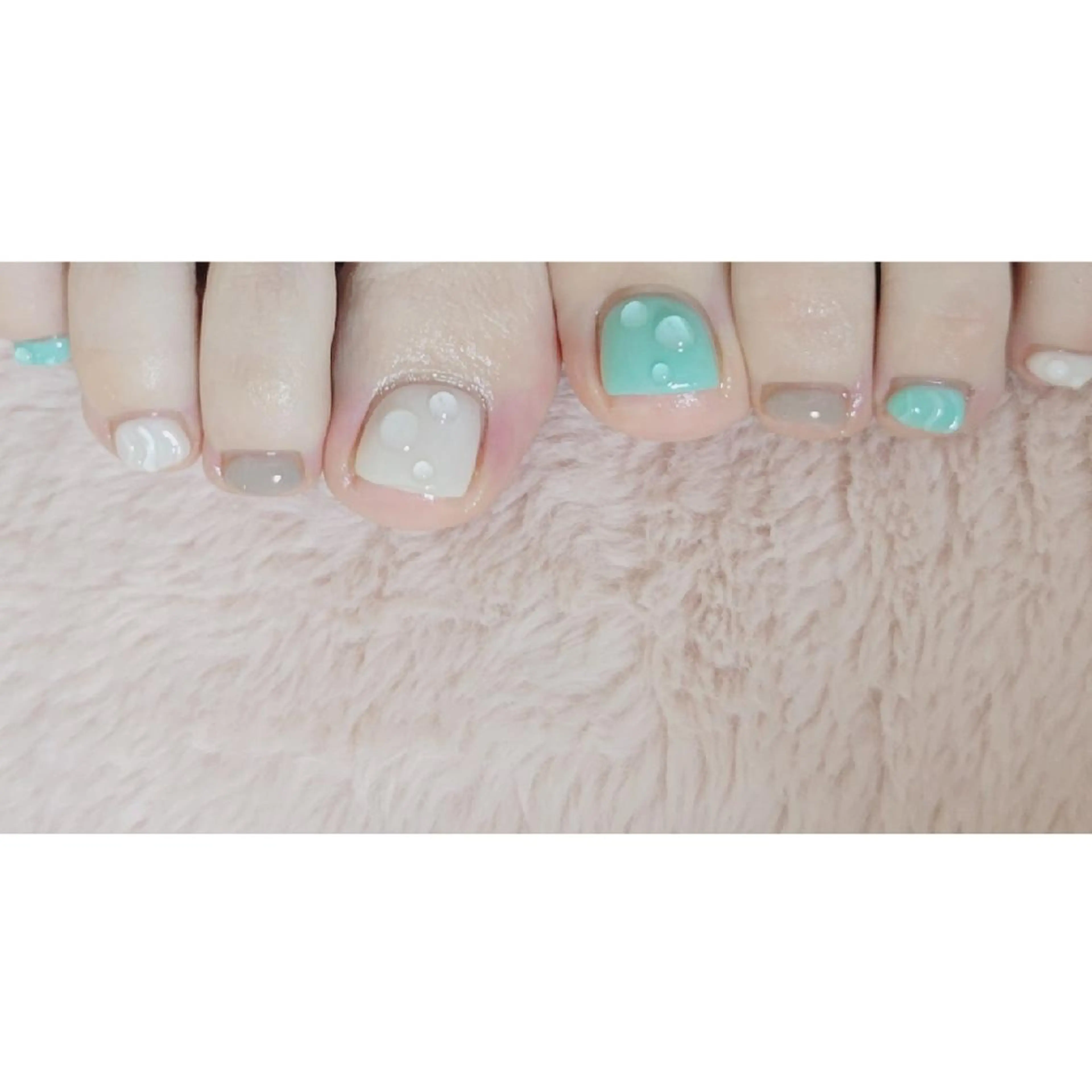 ネイル フットネイル ネイルサロンほっこり kanaのネイルデザイン