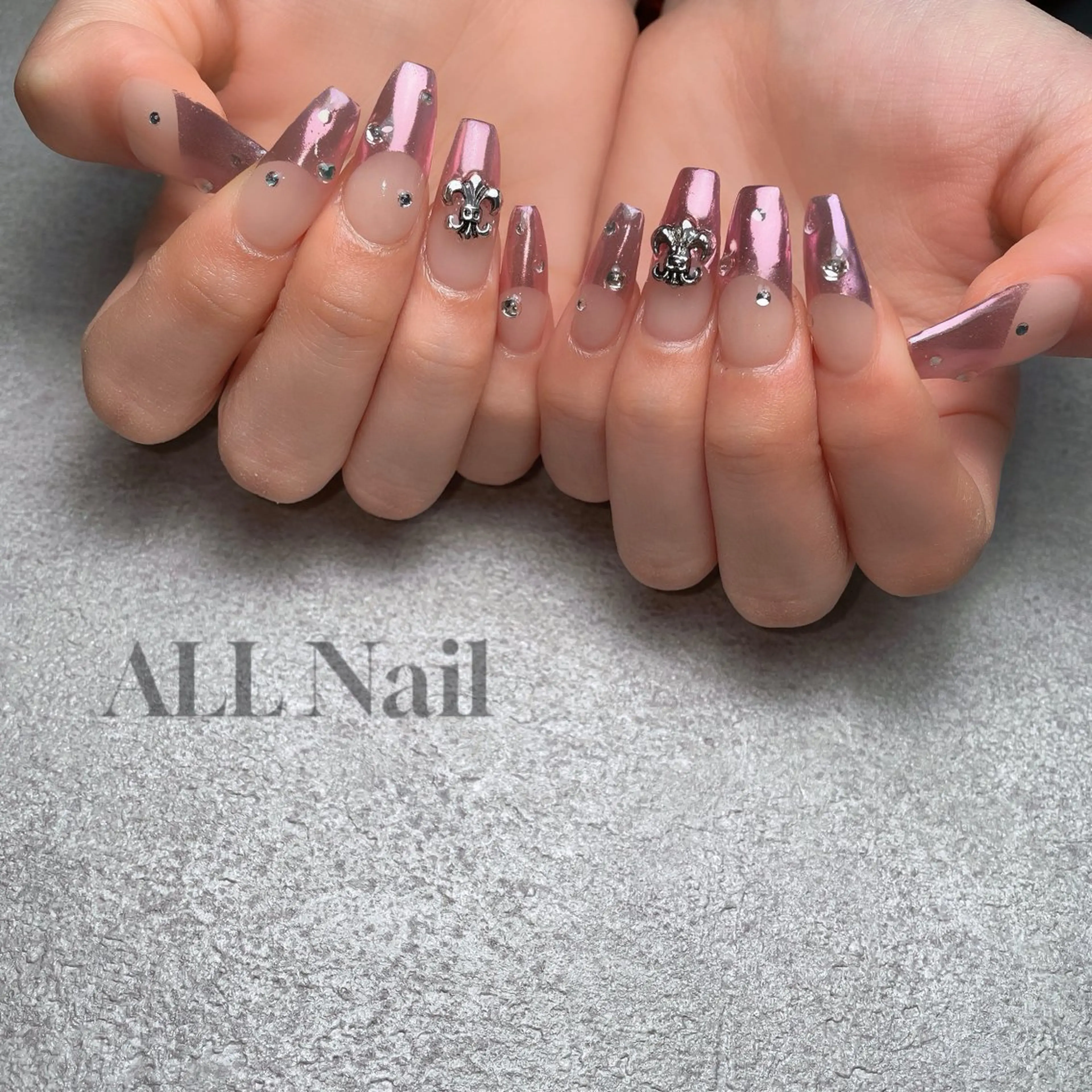 ネイル 長さ出し フレンチネイル ミラーネイル ALL Nail &whiteningのその他イメージ