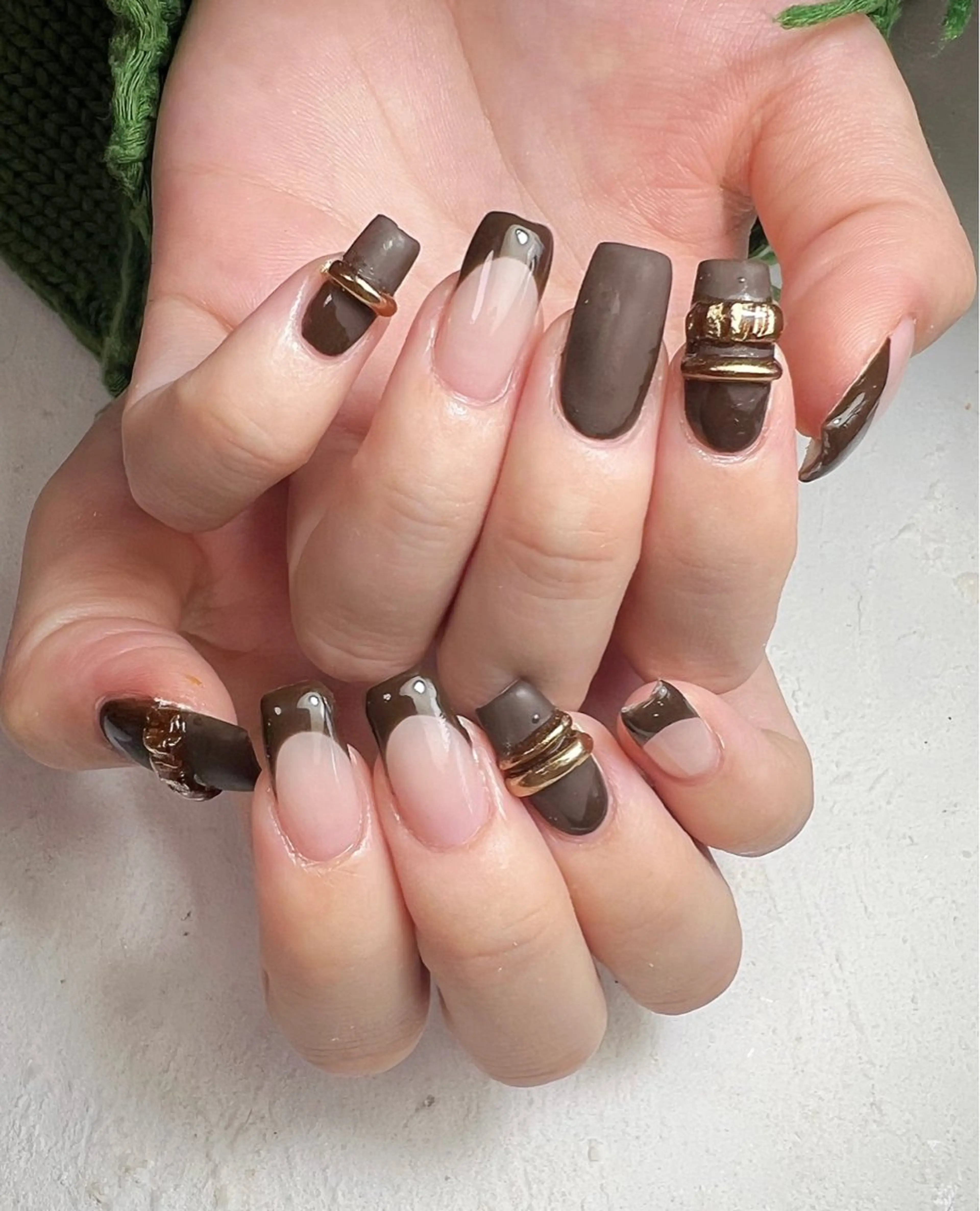 ネイル ブラウン マットネイル ハンドネイル ✾ NailRoom Latina🌻💓のネイルデザイン