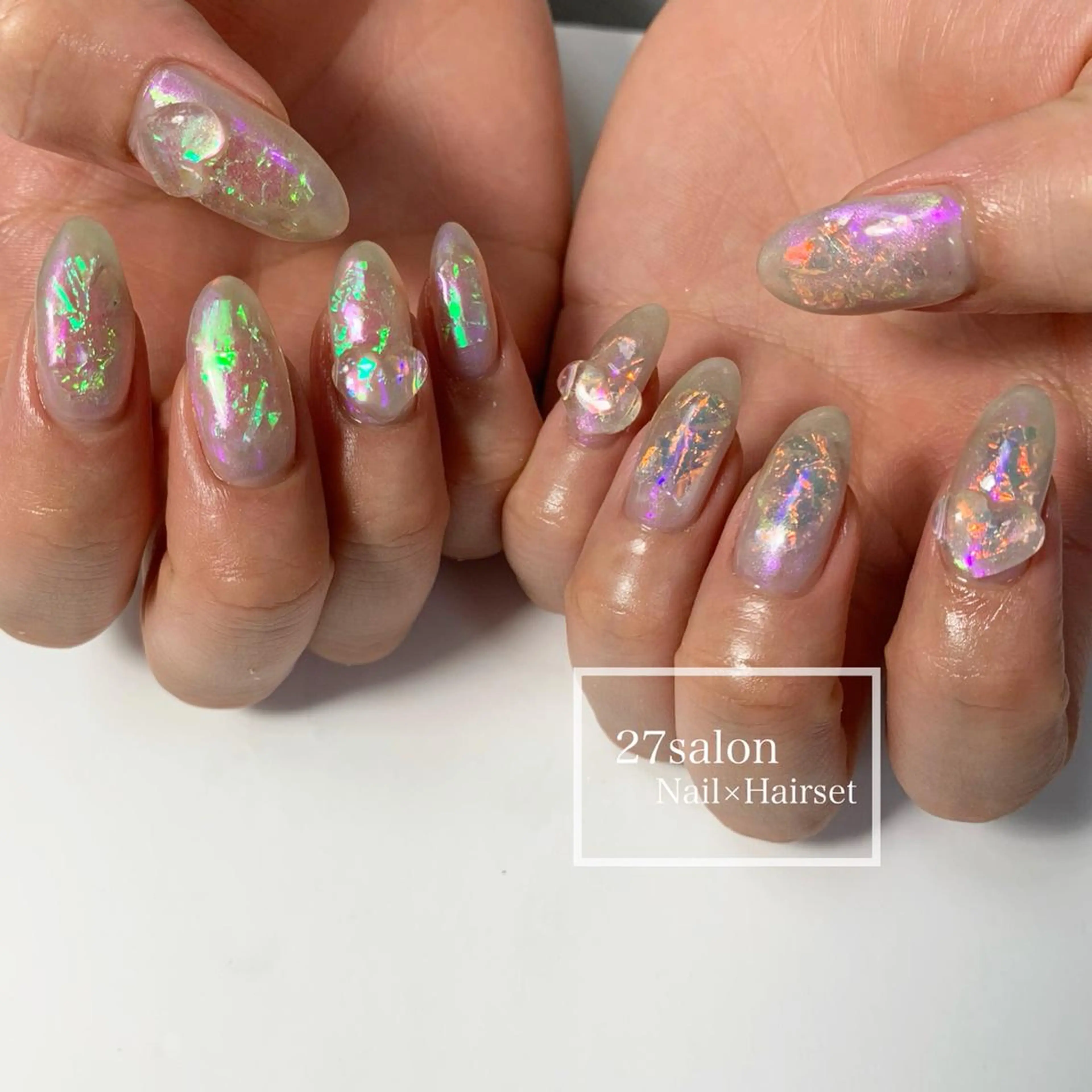 ネイル オーロラネイル 氷ネイル・うるうるネイル 27salon yuinaのネイルデザイン