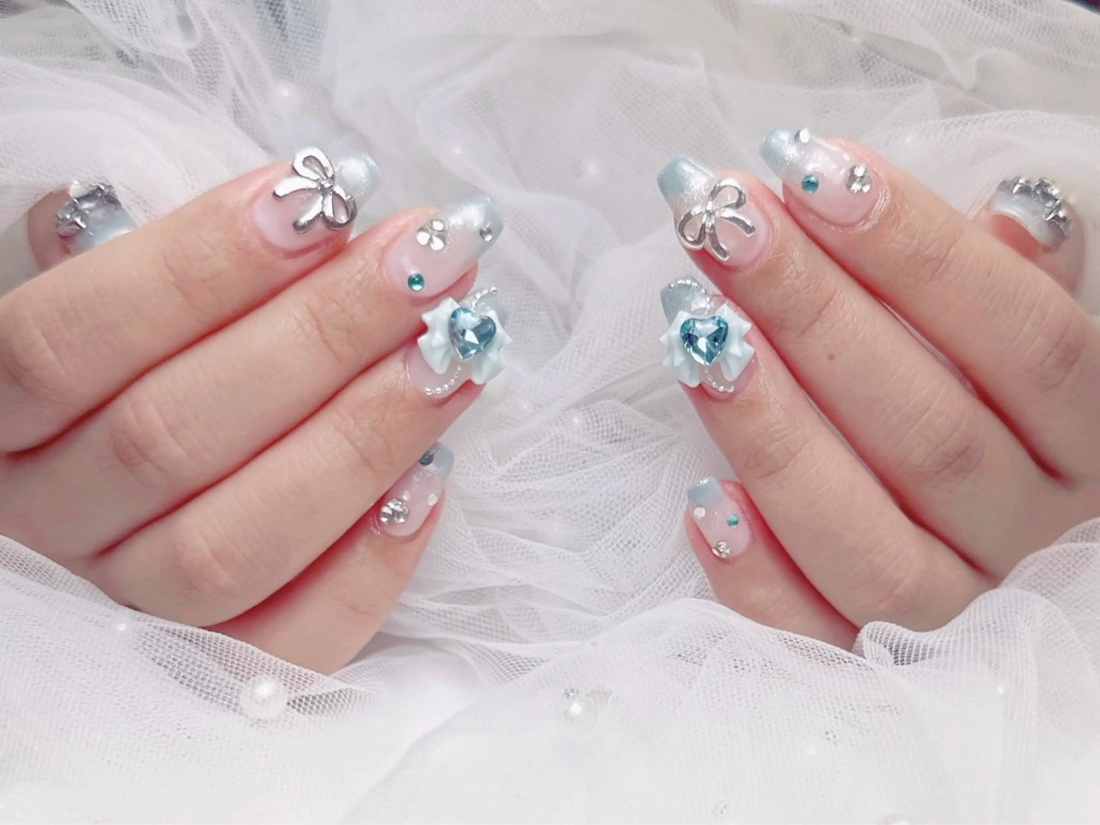 ネイル ハンドネイル ロータス ネイルサロンのネイルデザイン