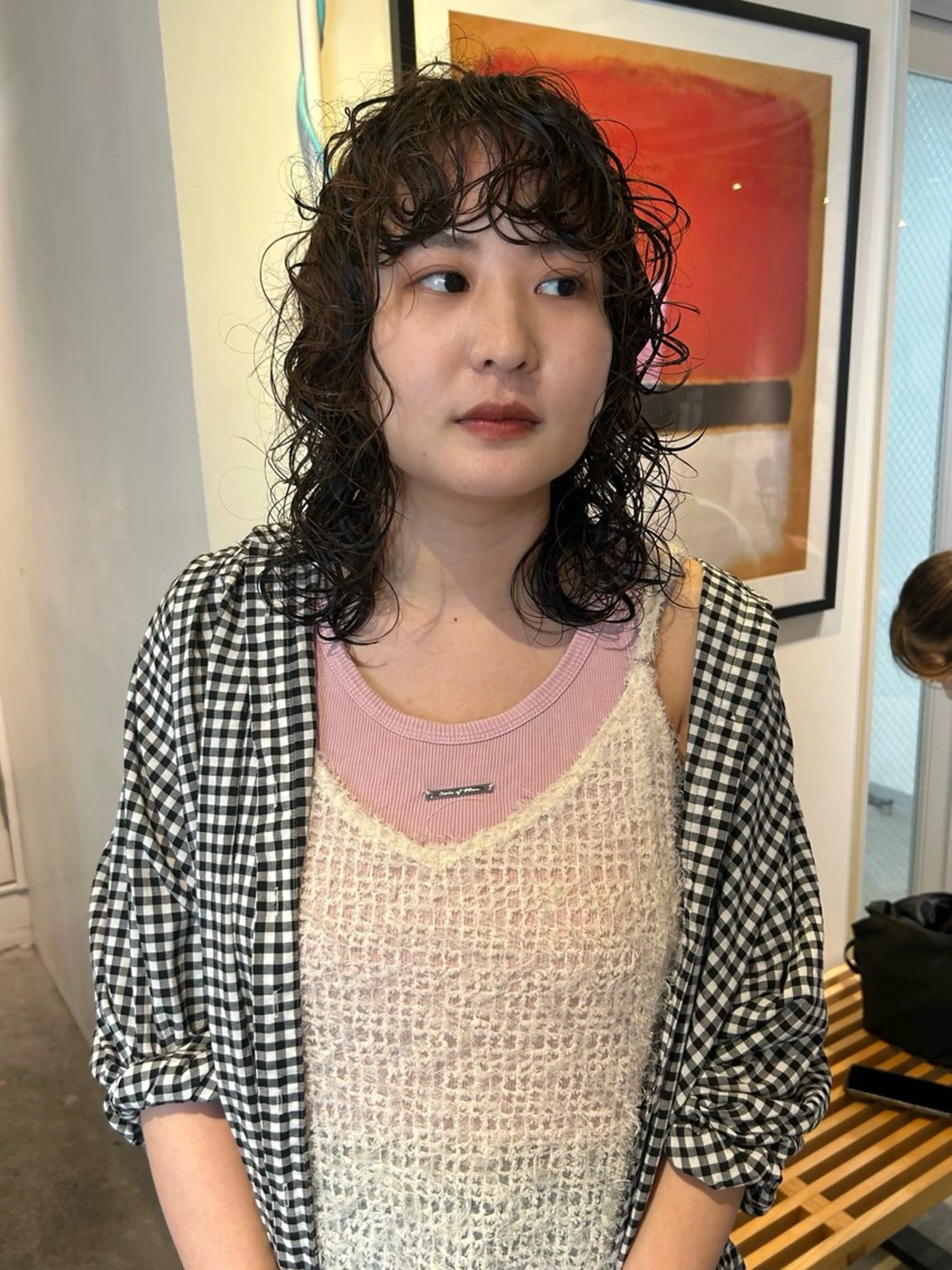 ミディアム パーマ ミディアムパーマ レイヤーカット ウルフカット ウルフレイヤー カット パーマ トリートメント 村上雅人 ナチュラルモードのヘアスタイル