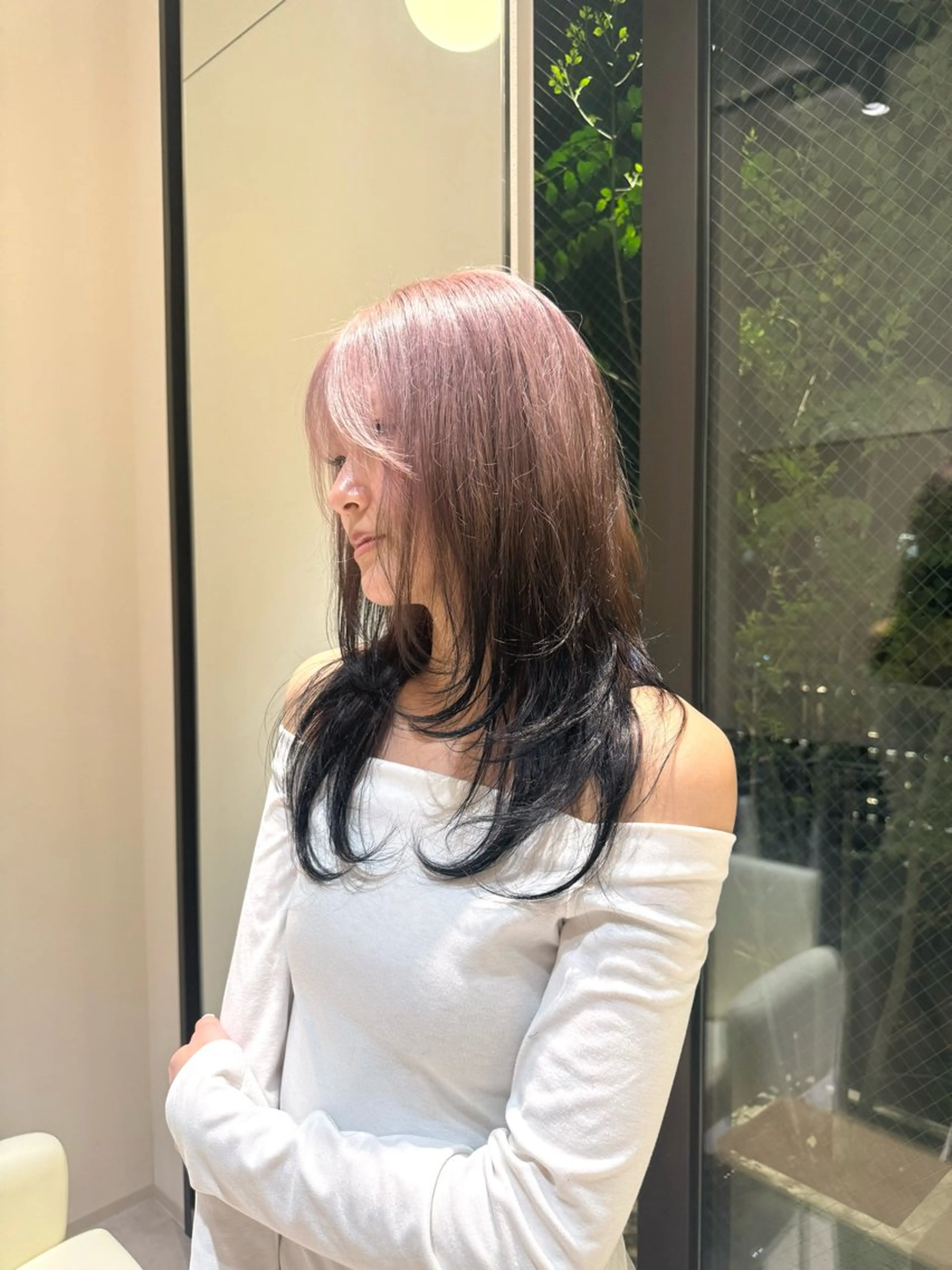 ロング カラー ヘアカラー トリートメント yana /ブリーチモデルのヘアスタイル