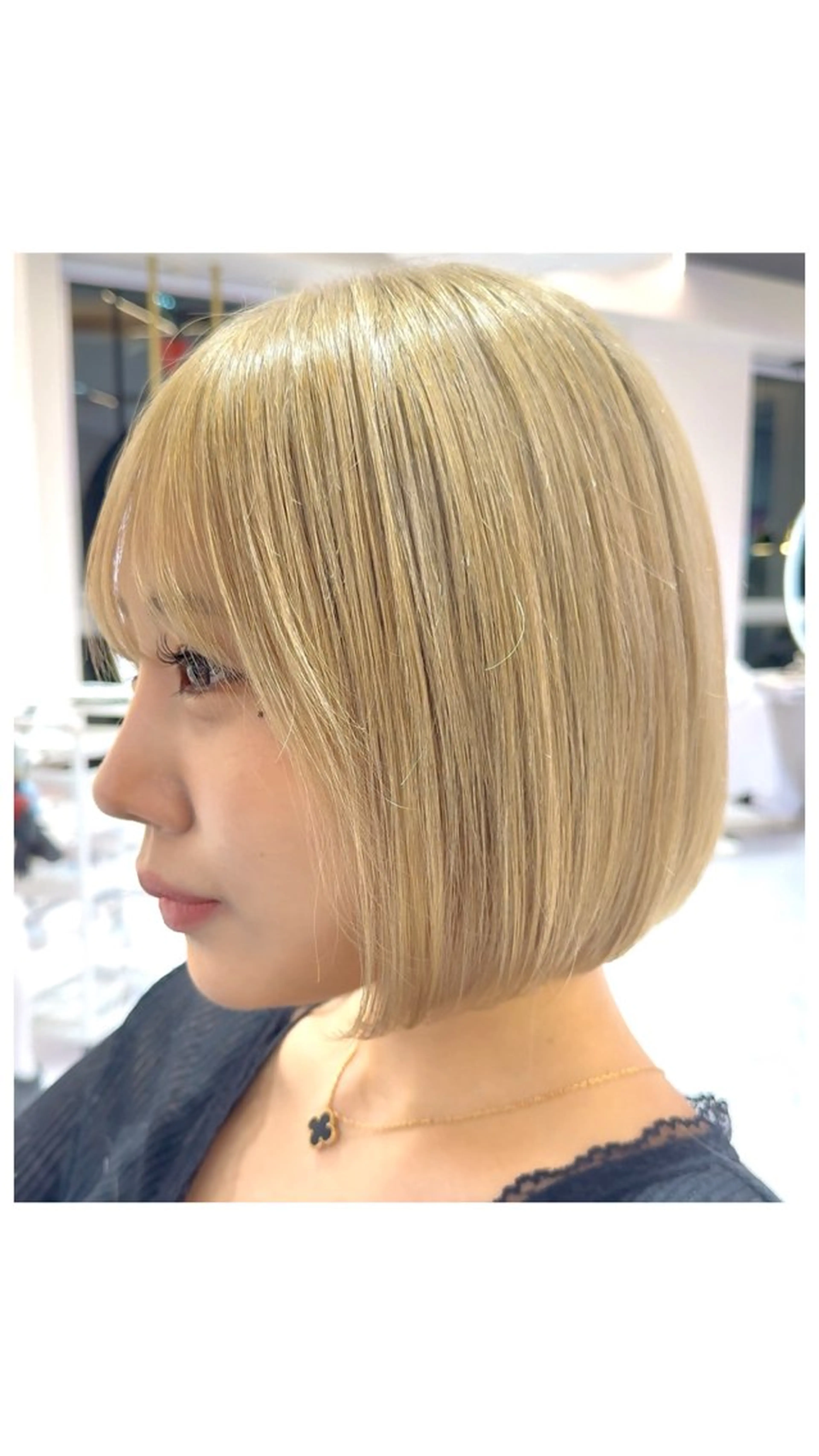 ショート カラー ベージュカラー 透明感カラー ハイトーンカラー ボブ 小顔カット カット 🌟TOSHI/透明 感カラー/ショートのヘアスタイル