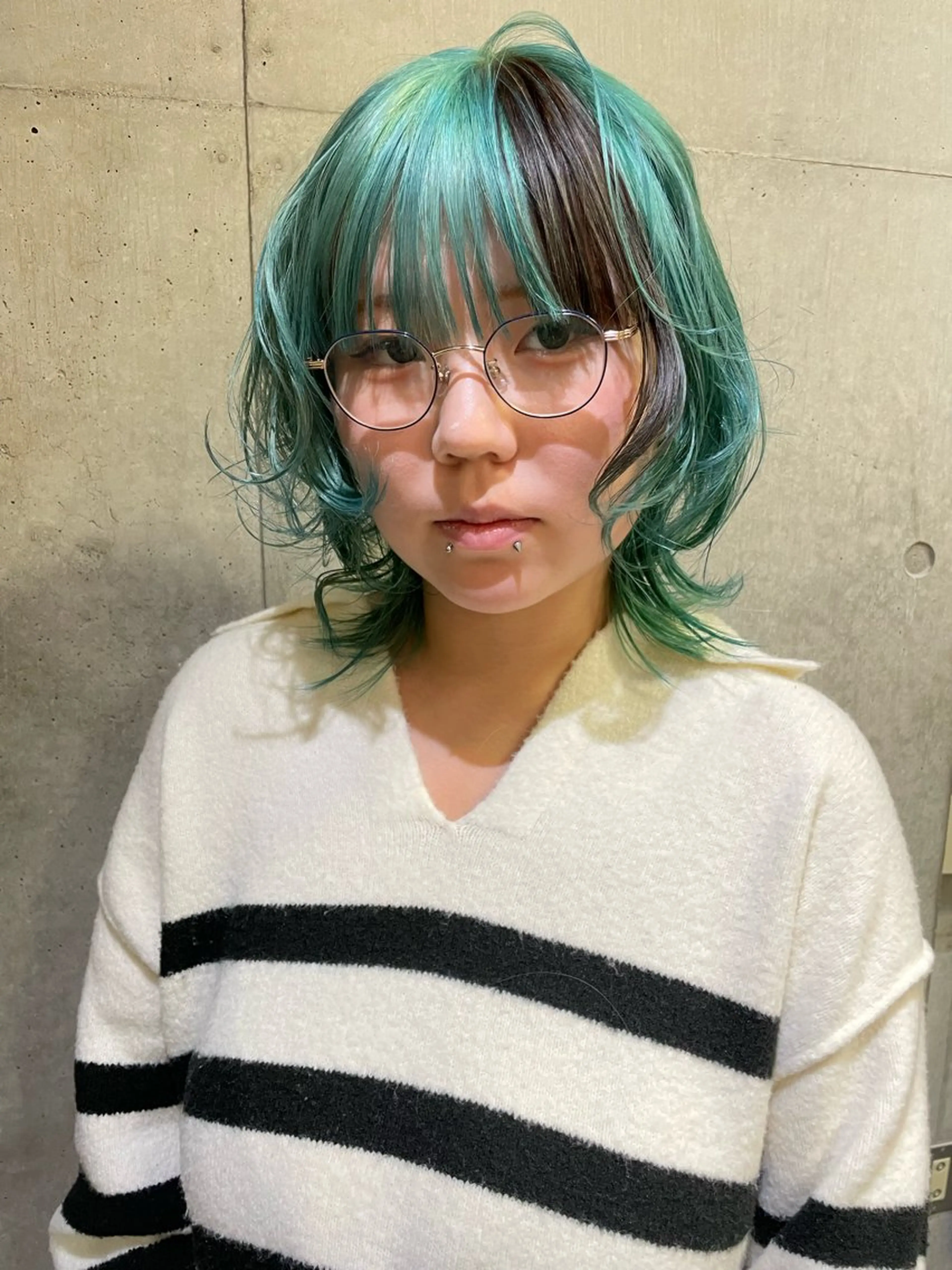 ミディアム カラー 無料カット/ 癖毛風パーマ/凜のヘアスタイル