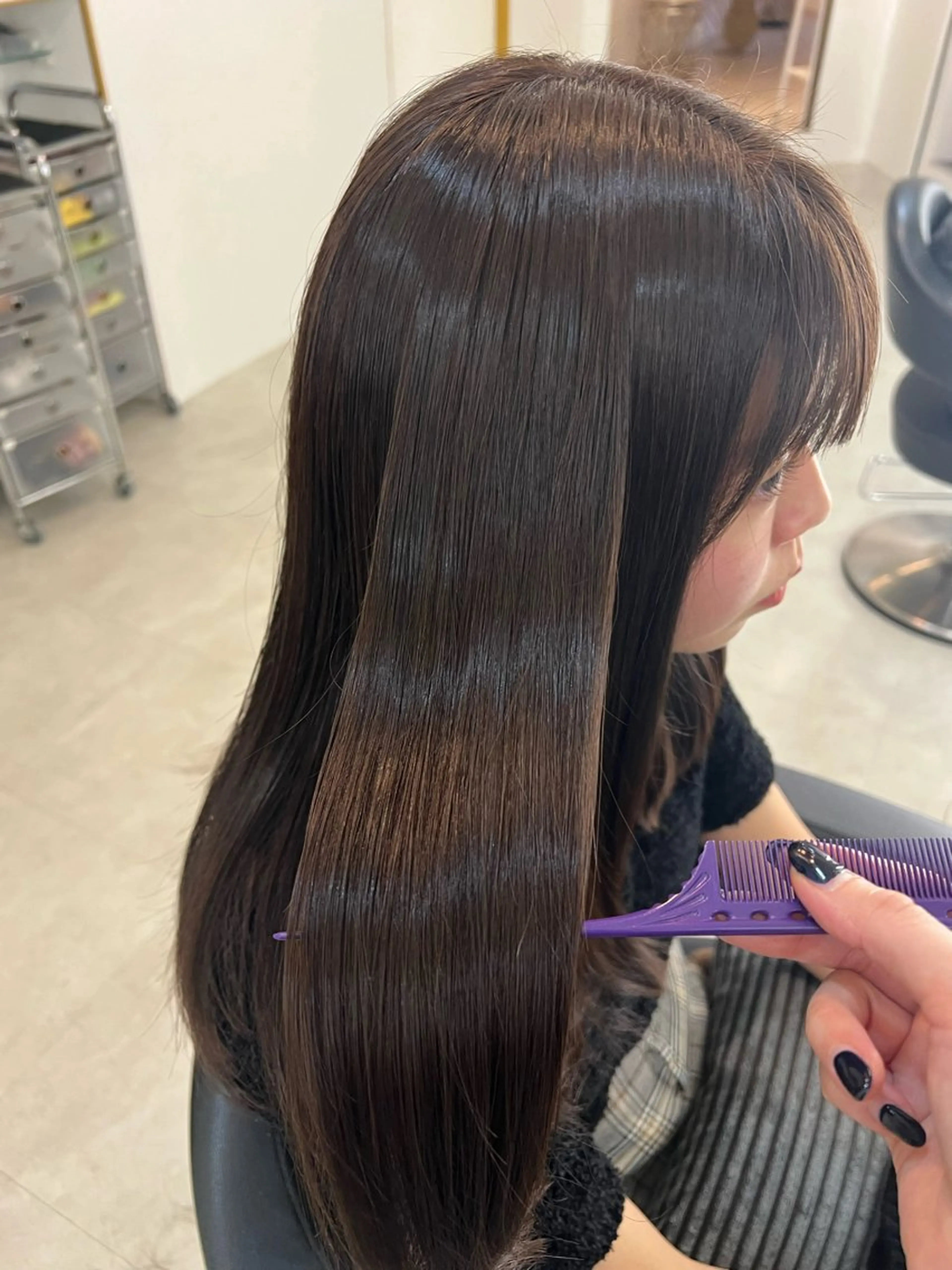 ロング 縮毛矯正 KIJI所属・haruka /透明感カラーのヘアスタイル