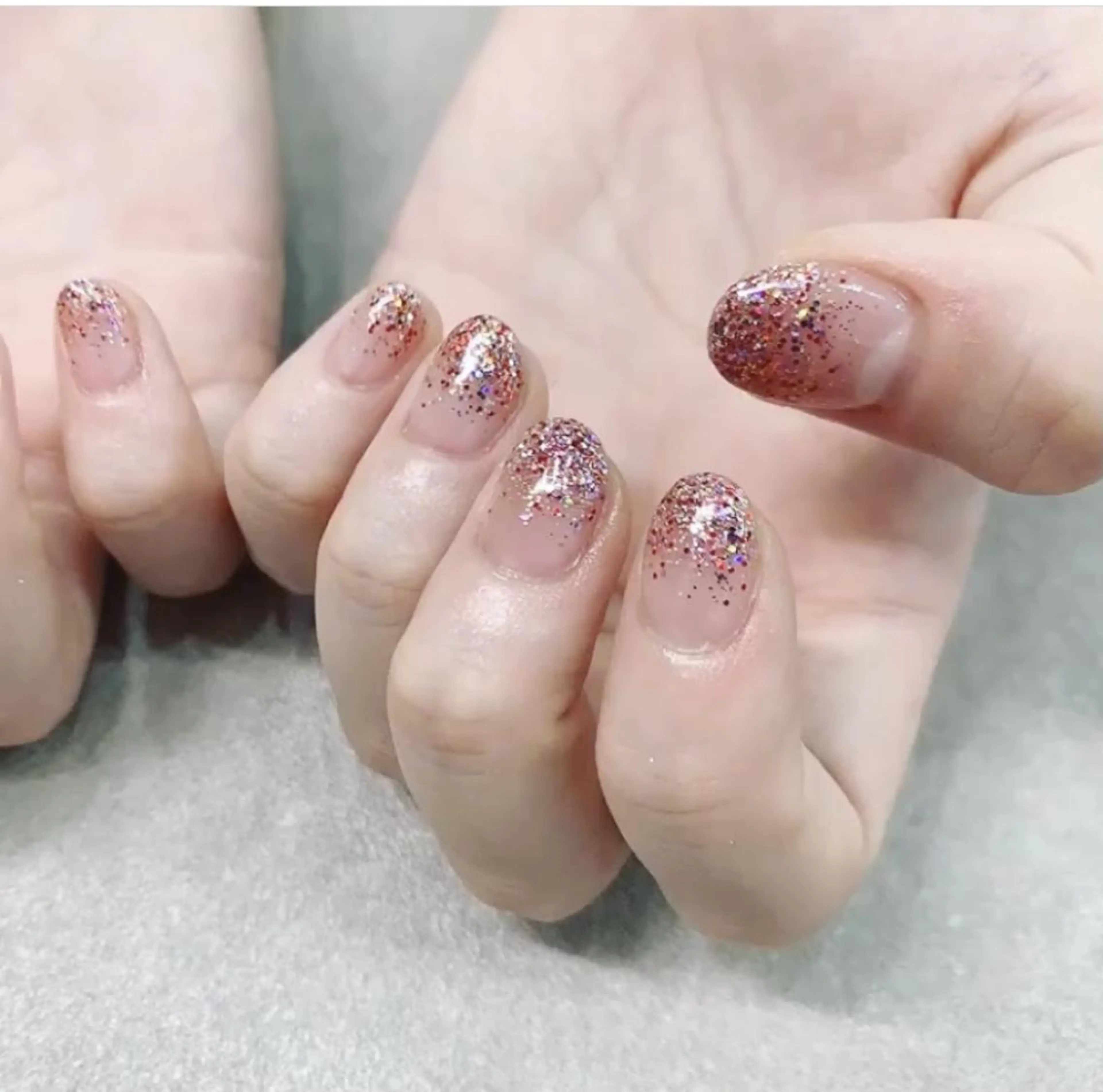 ネイル ラメ(グリッター) ラメグラデーション ピンク prizeiris marinaのネイルデザイン