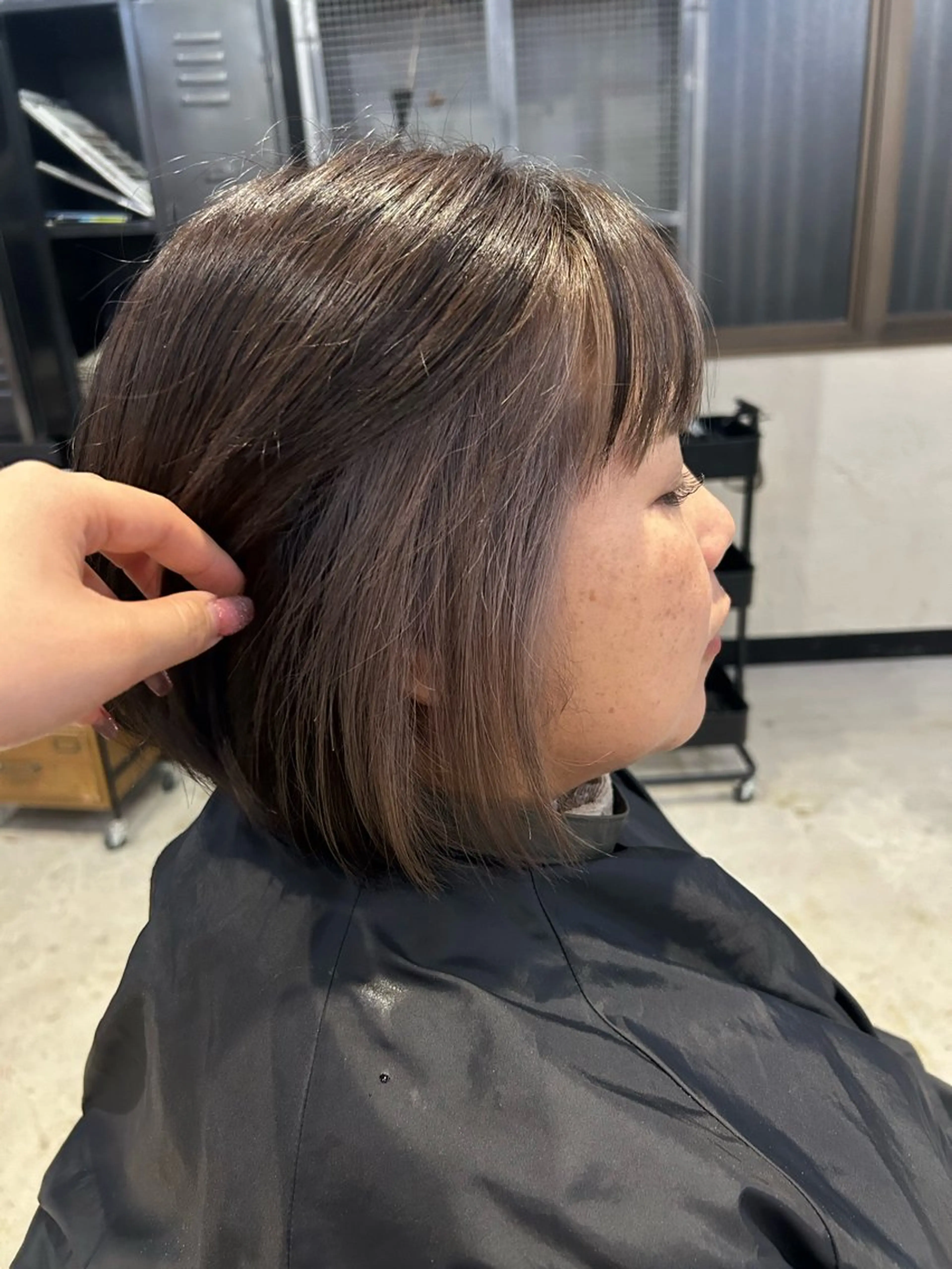 カラー シルバー ヘアカラー 植吉 琉月のヘアスタイル