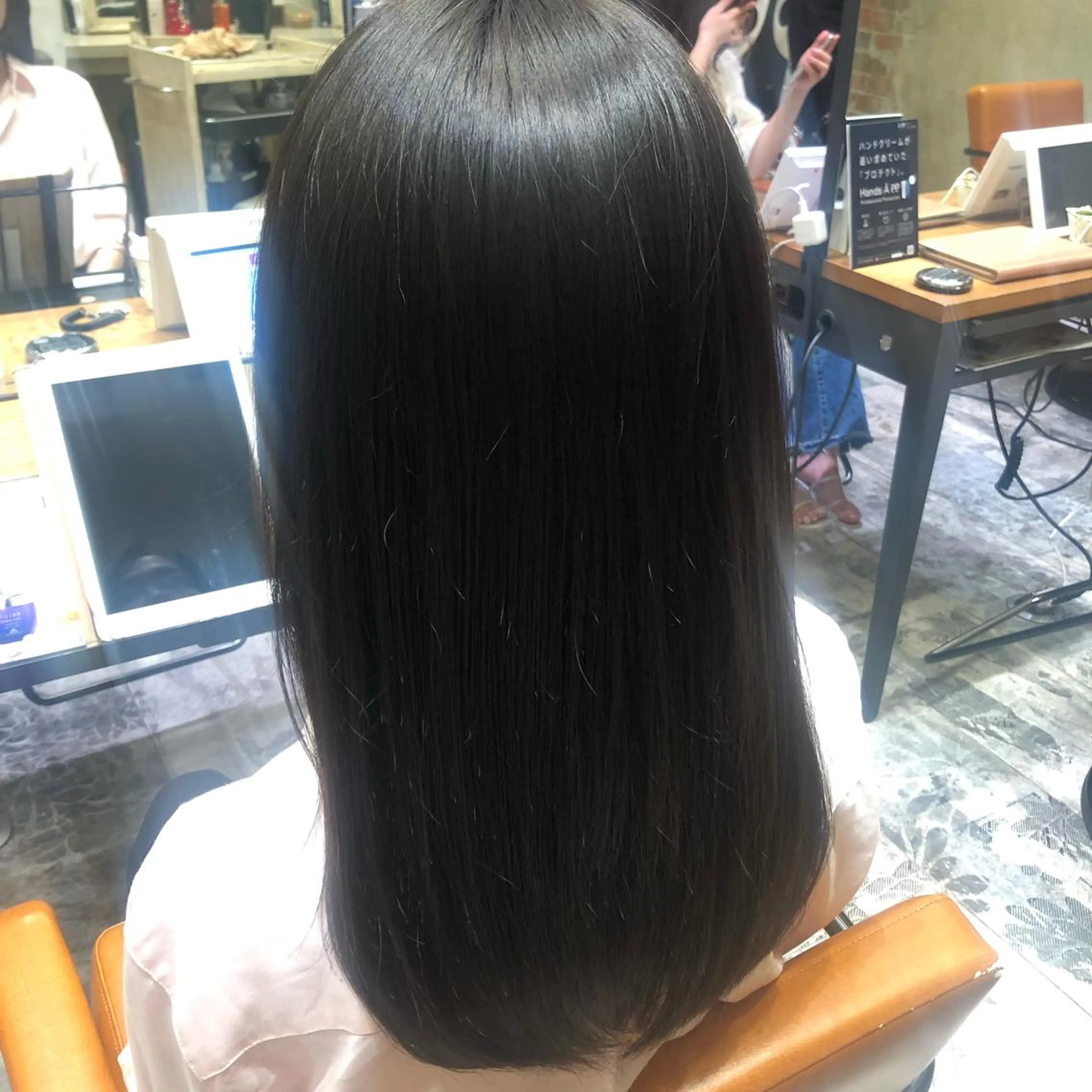 セミロング カラー 透明感カラー 顔周り/くびれヘア 韓国ヘア💕風間るなのヘアスタイル