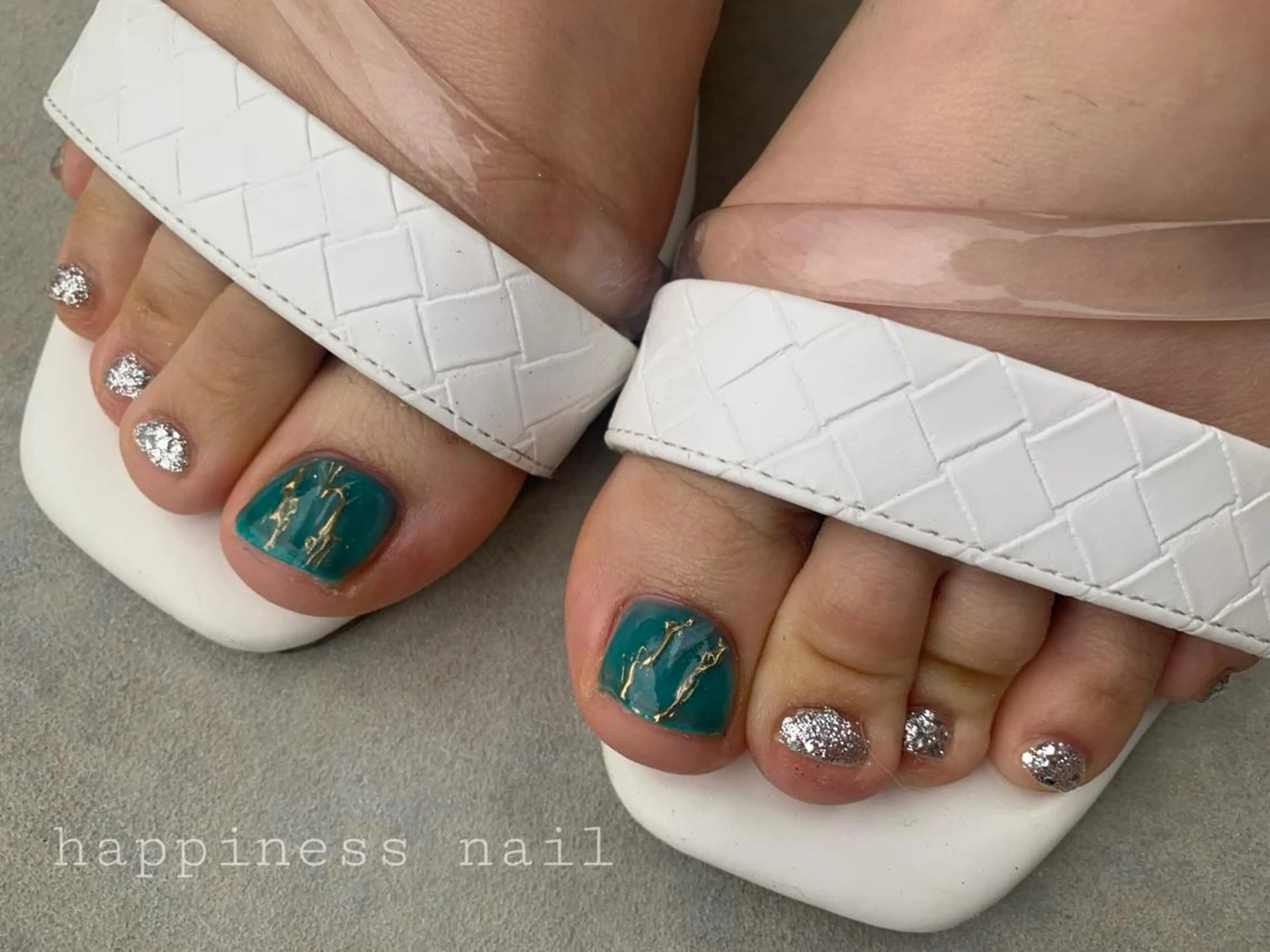 ネイル スカルプネイル happiness nailのネイルデザイン