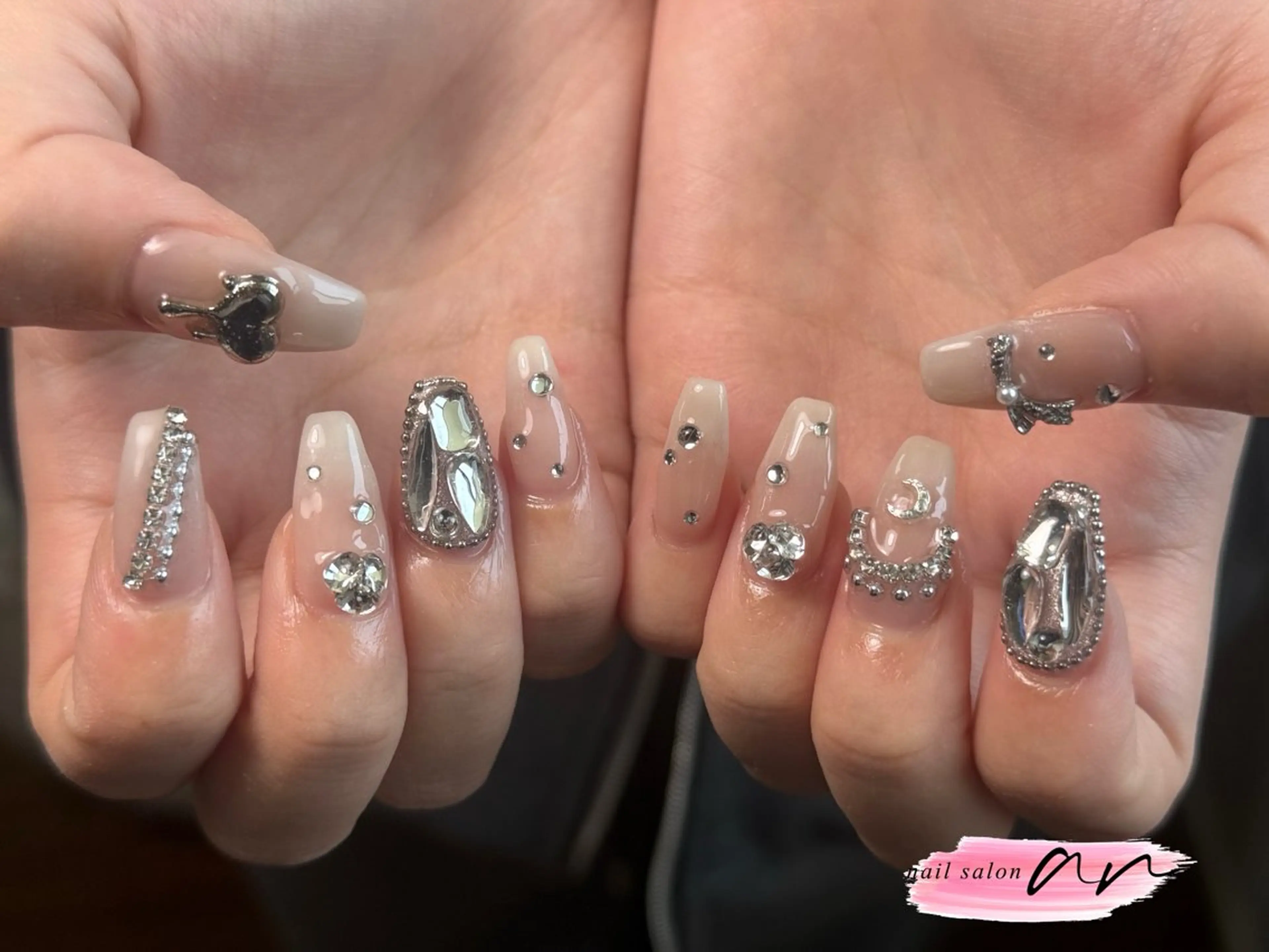 ネイル 持ち込み nailsalon ar.のネイルデザイン