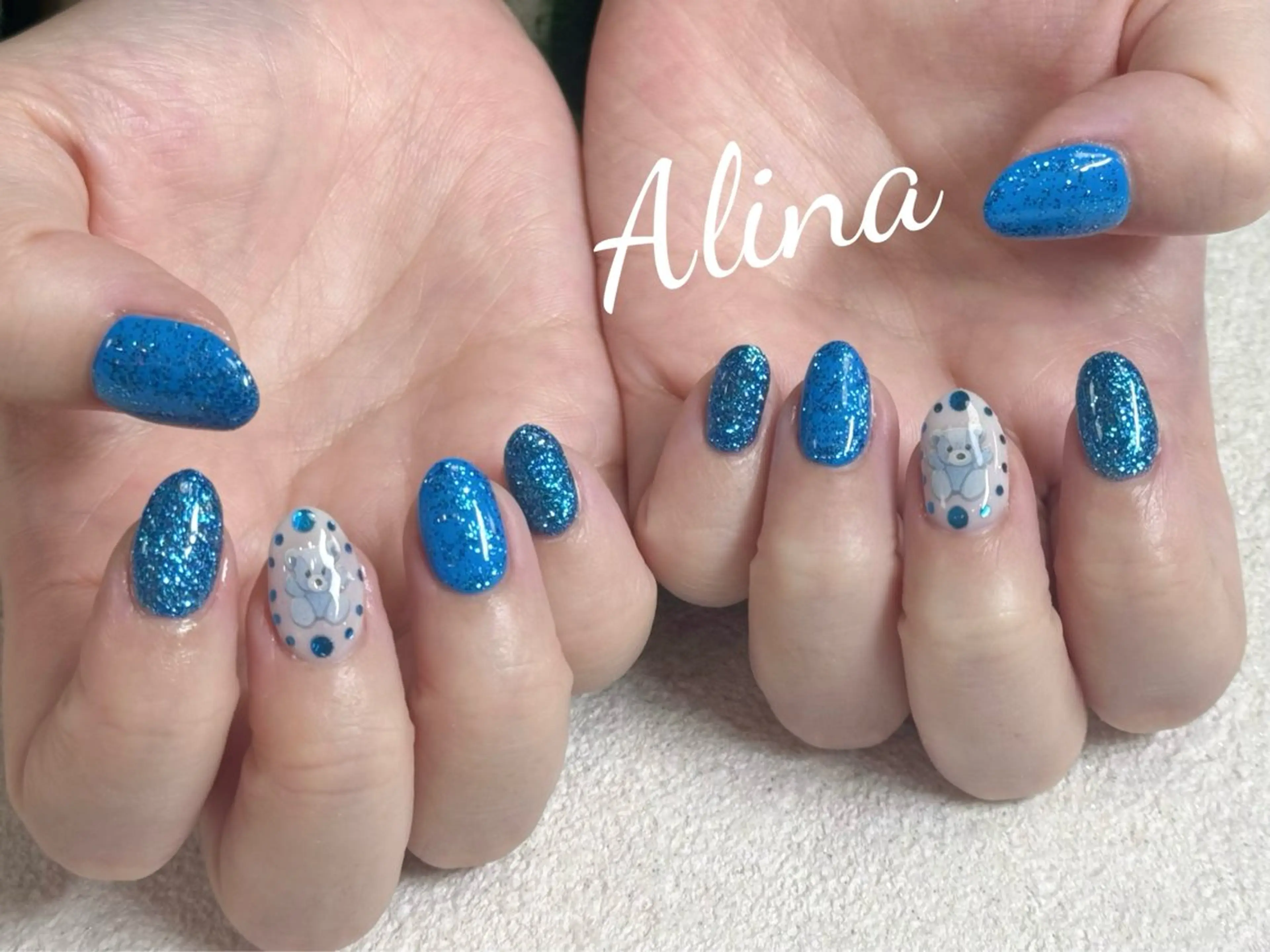 ミディアム ハンドネイル Alina エリナのネイルデザイン