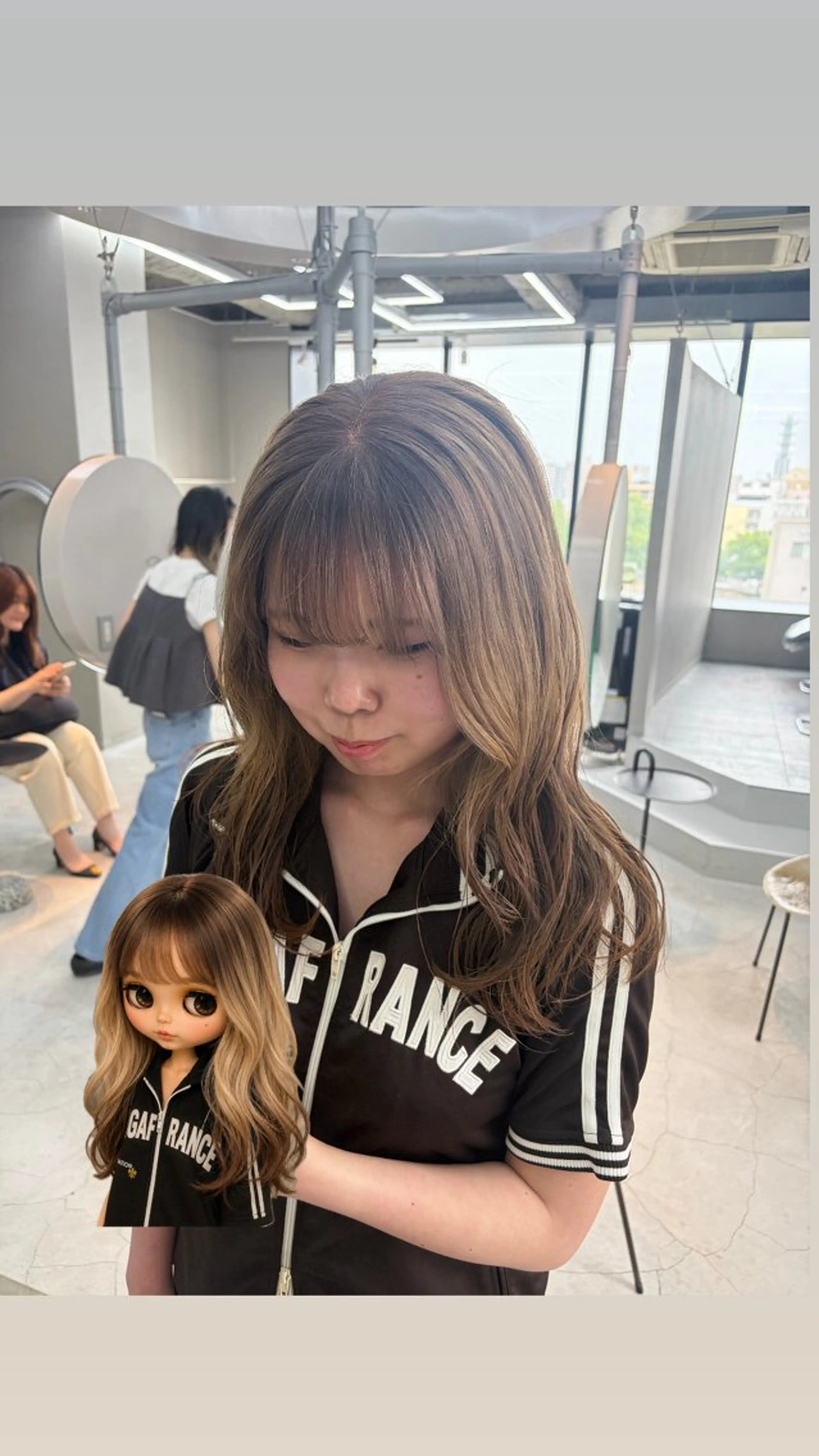 セミロング ヘアカラー kurune chikaのヘアスタイル
