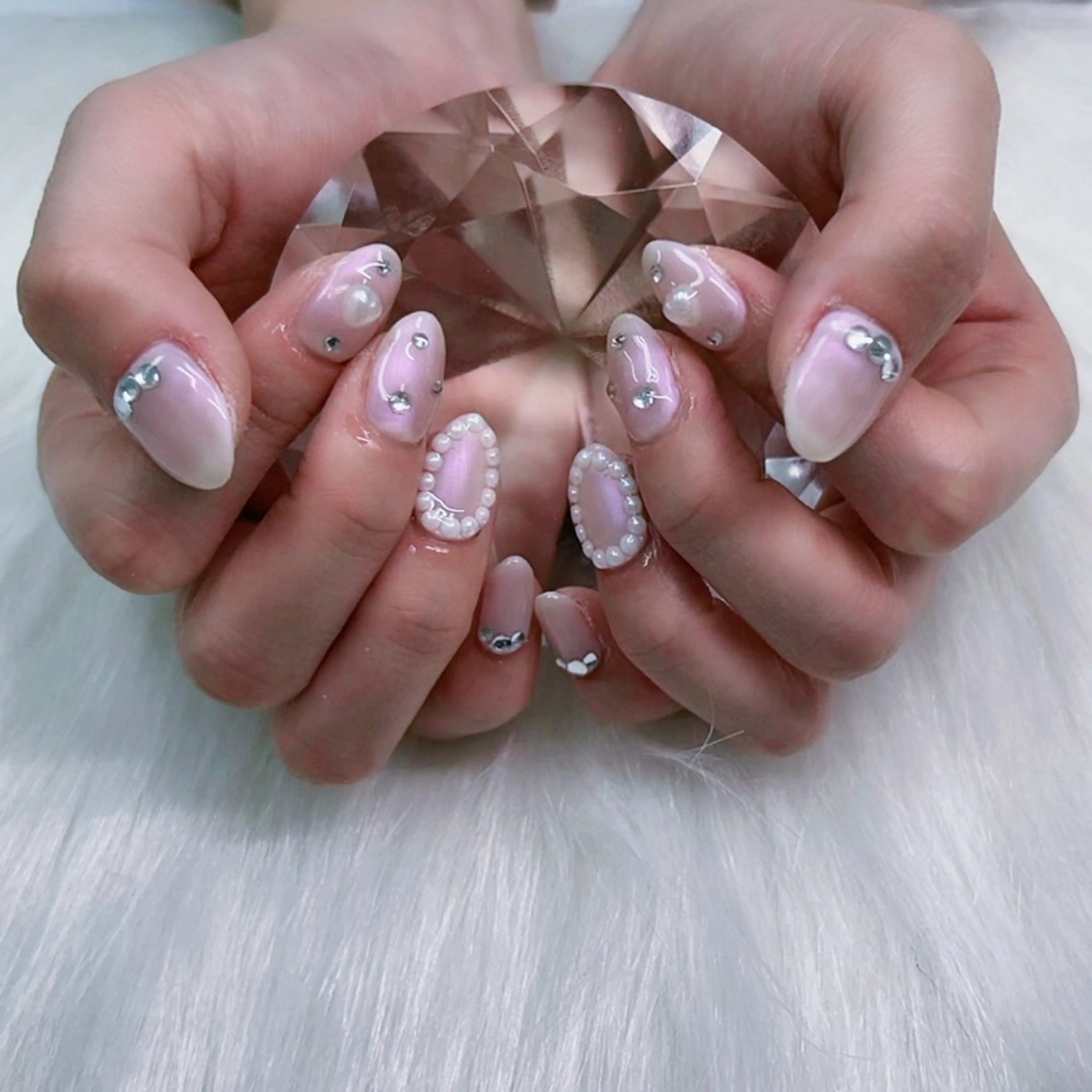 ネイル パーツ全部¥110 サロンミミのネイルデザイン