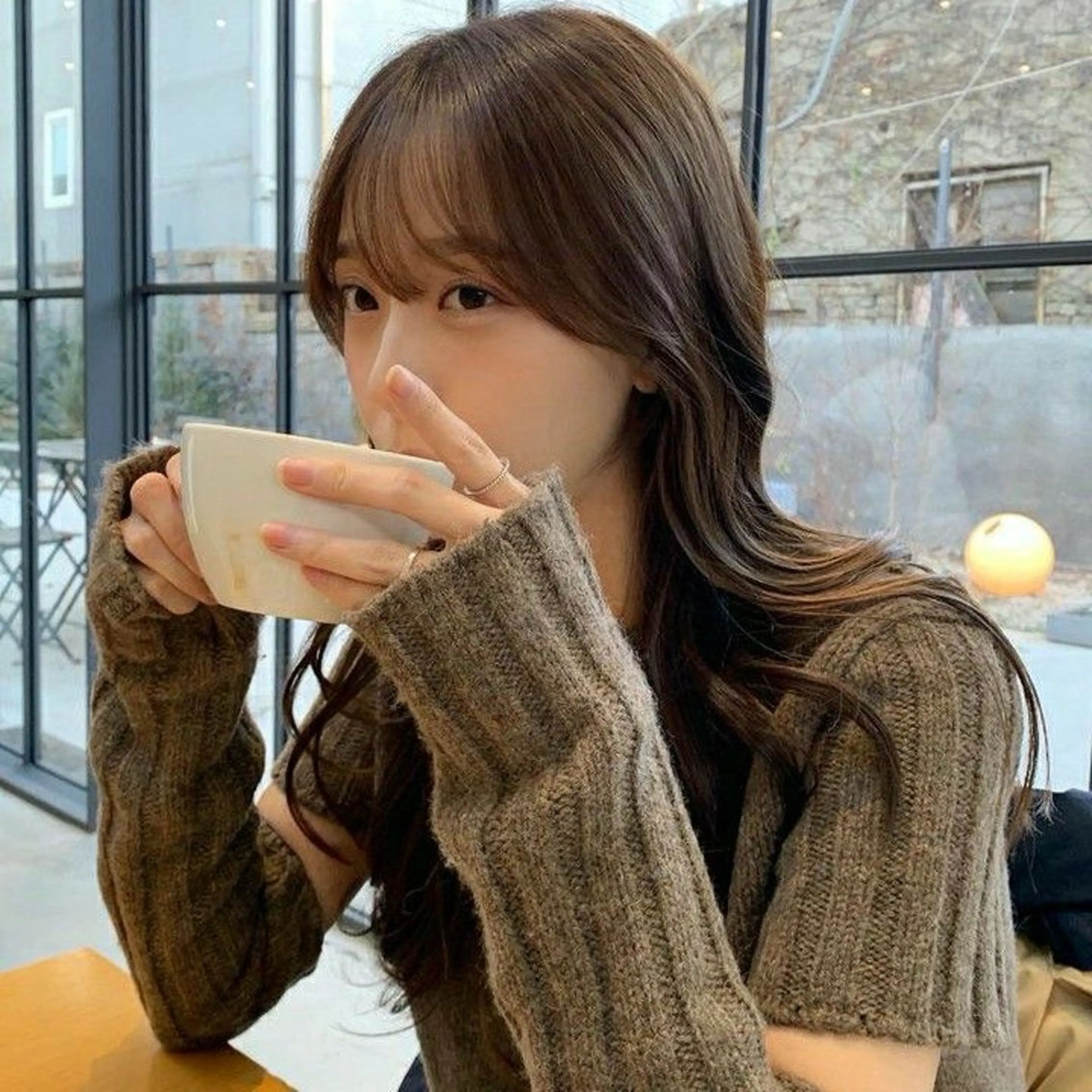 セミロング カラー カット ヘアカラー トリートメント 莉乃/縮毛矯正/髪質 改善/艶カラーのヘアスタイル