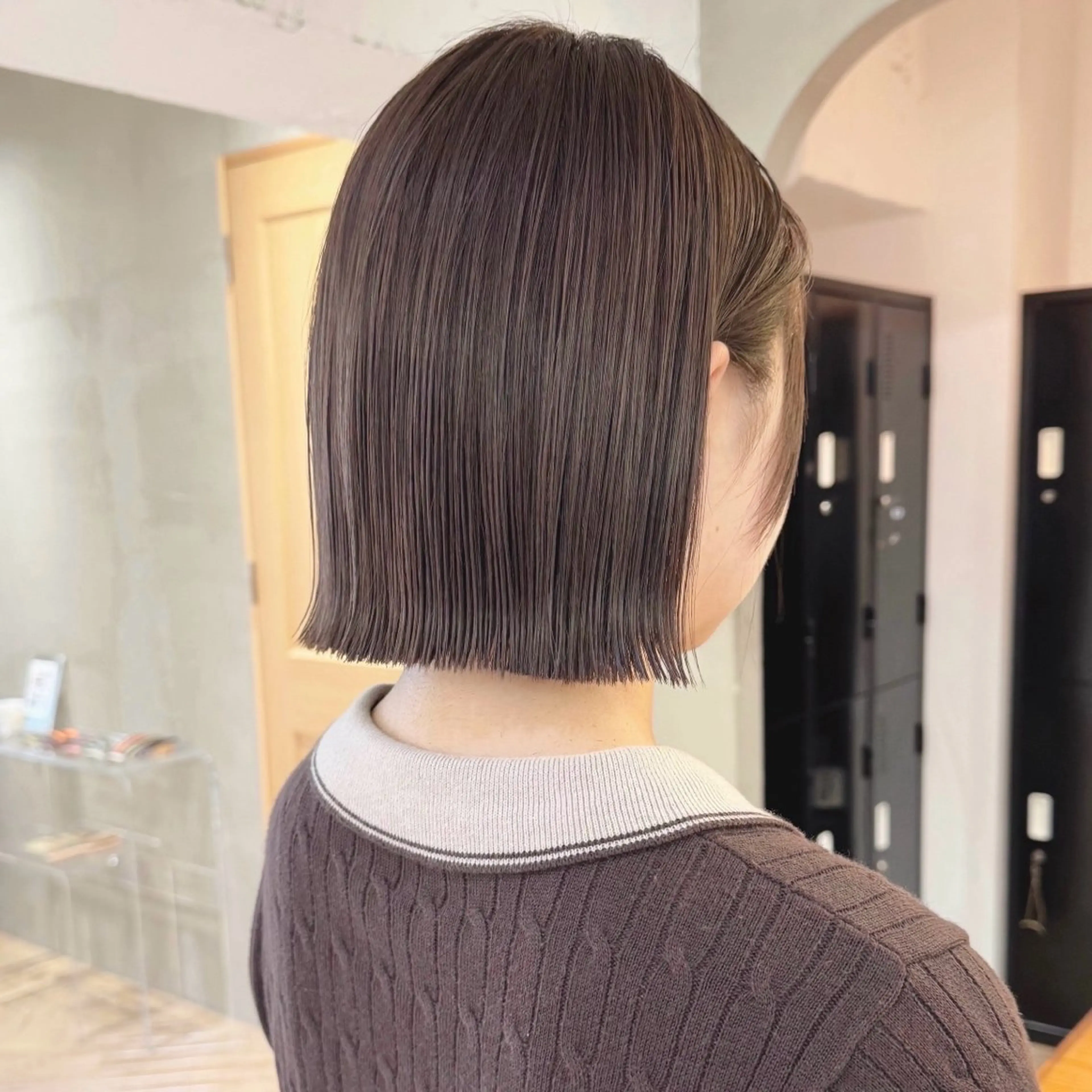 ミディアム カラー グレージュ ボブ カット ヘアカラー トリートメント ボブ/縮毛矯正 🌟梅田盛一🌟のヘアスタイル