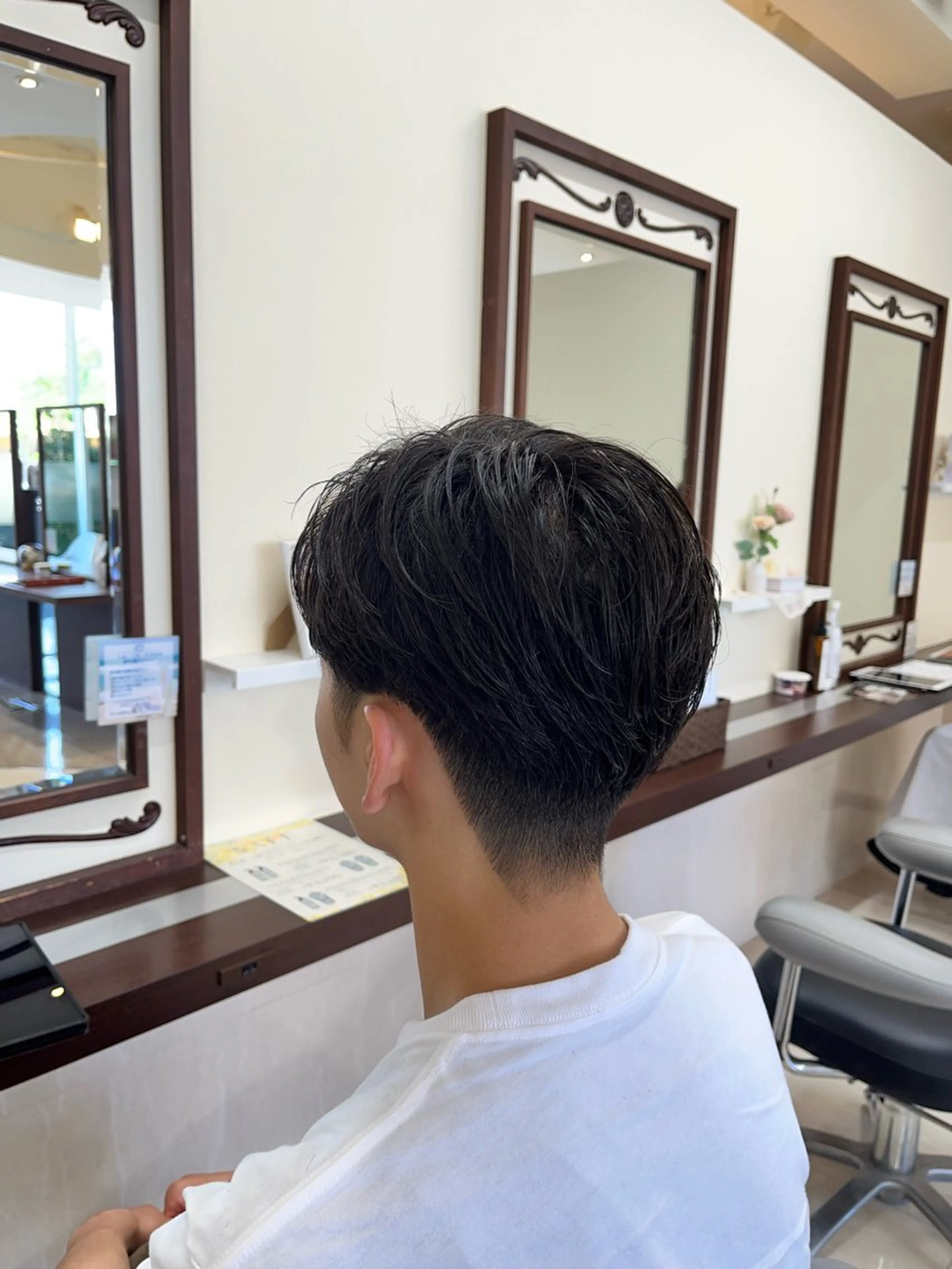 ショート メンズ センターパート 刈り上げ 🧊メンズ特化🧊 高木航希のヘアスタイル