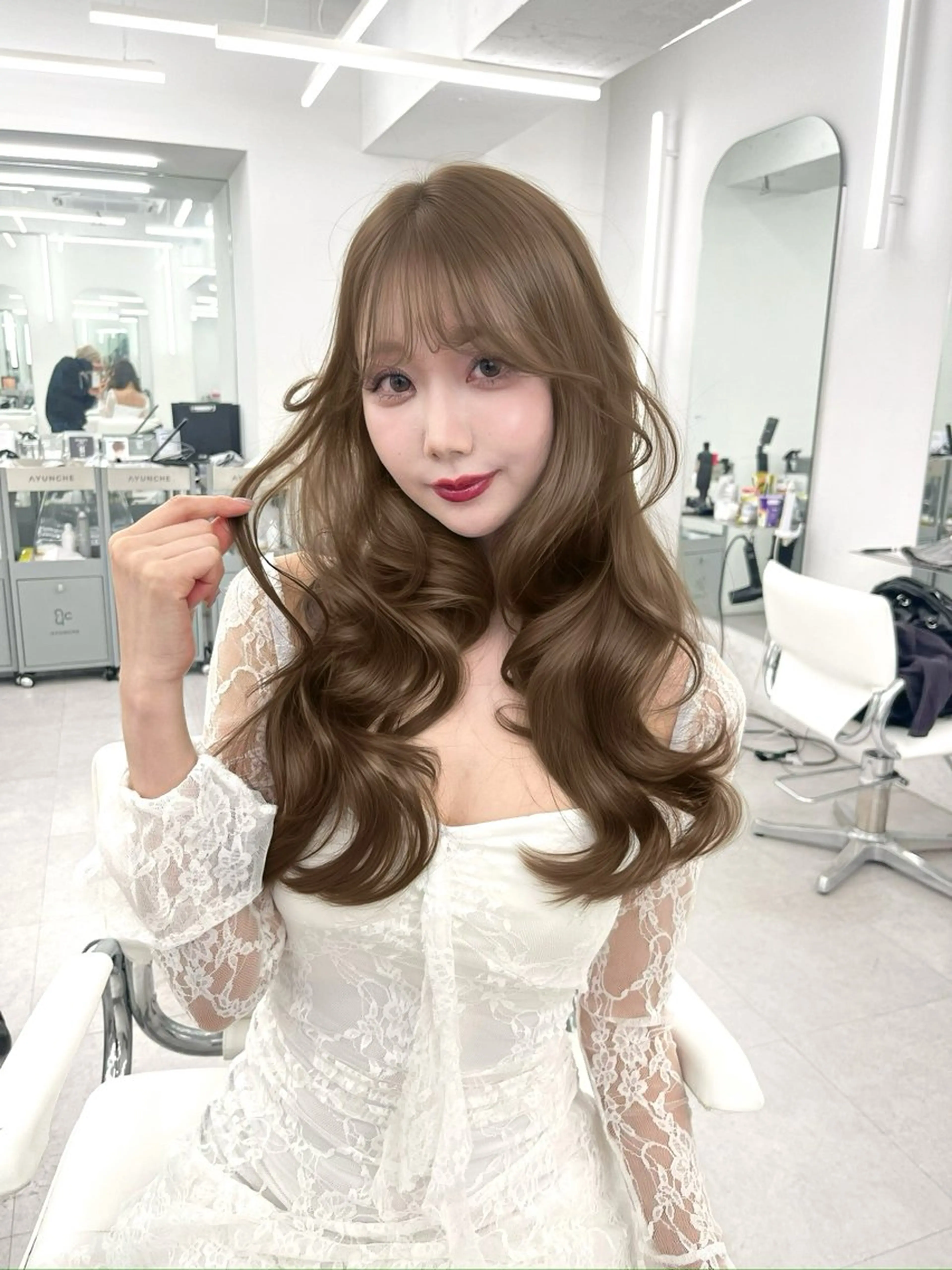 ロング カラー アッシュ ベージュカラー ブリーチ 透明感カラー ダブルカラー ヘアカラー トリートメント ヘアセット 透明感カラー✨🩵 韓国ヘアkanatoのヘアスタイル