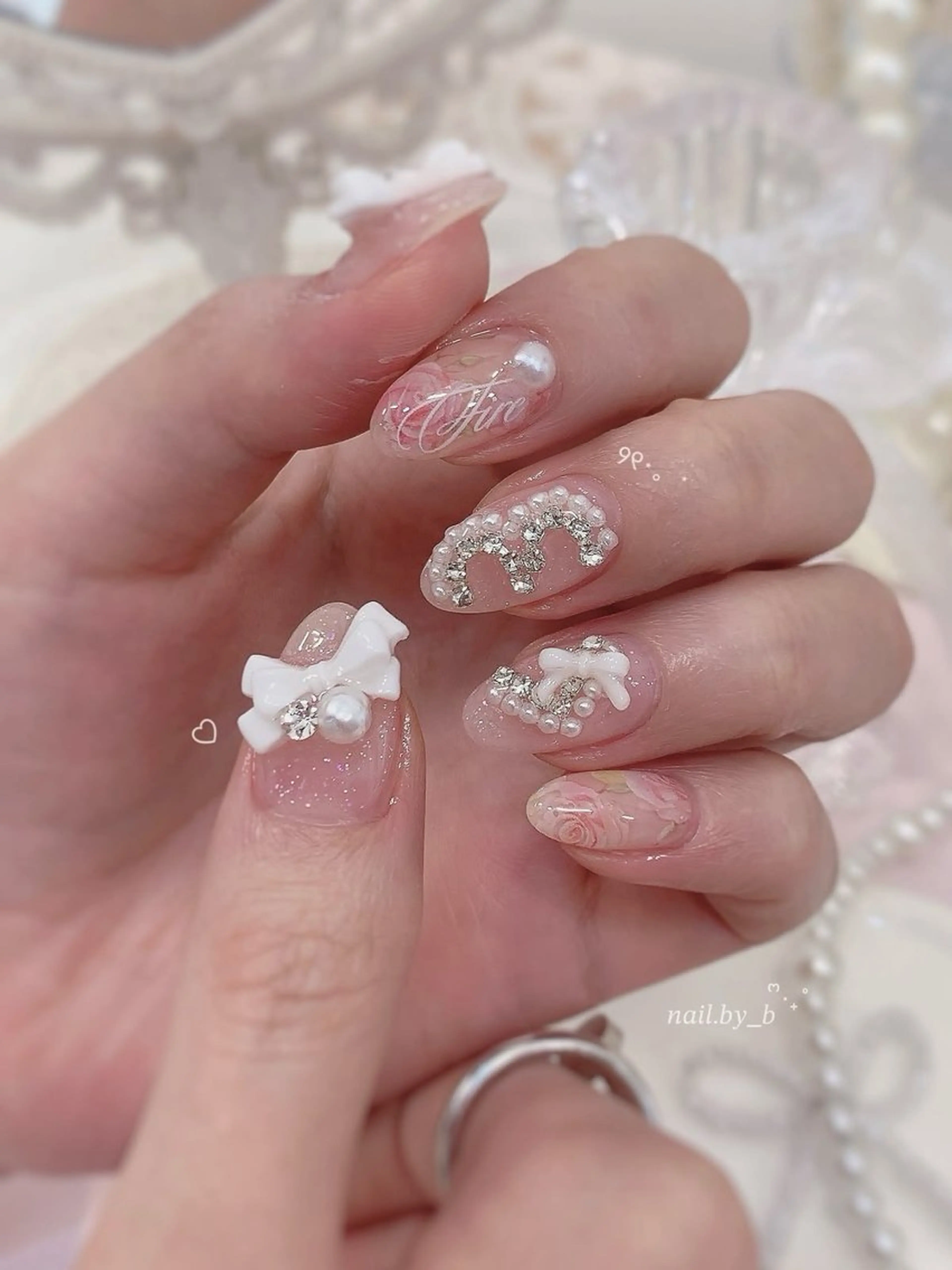 ネイル フレンチネイル ジェルネイル マグネットネイル 持ち込み ニュアンスネイル ハンドネイル Ribbonnail salonのネイルデザイン