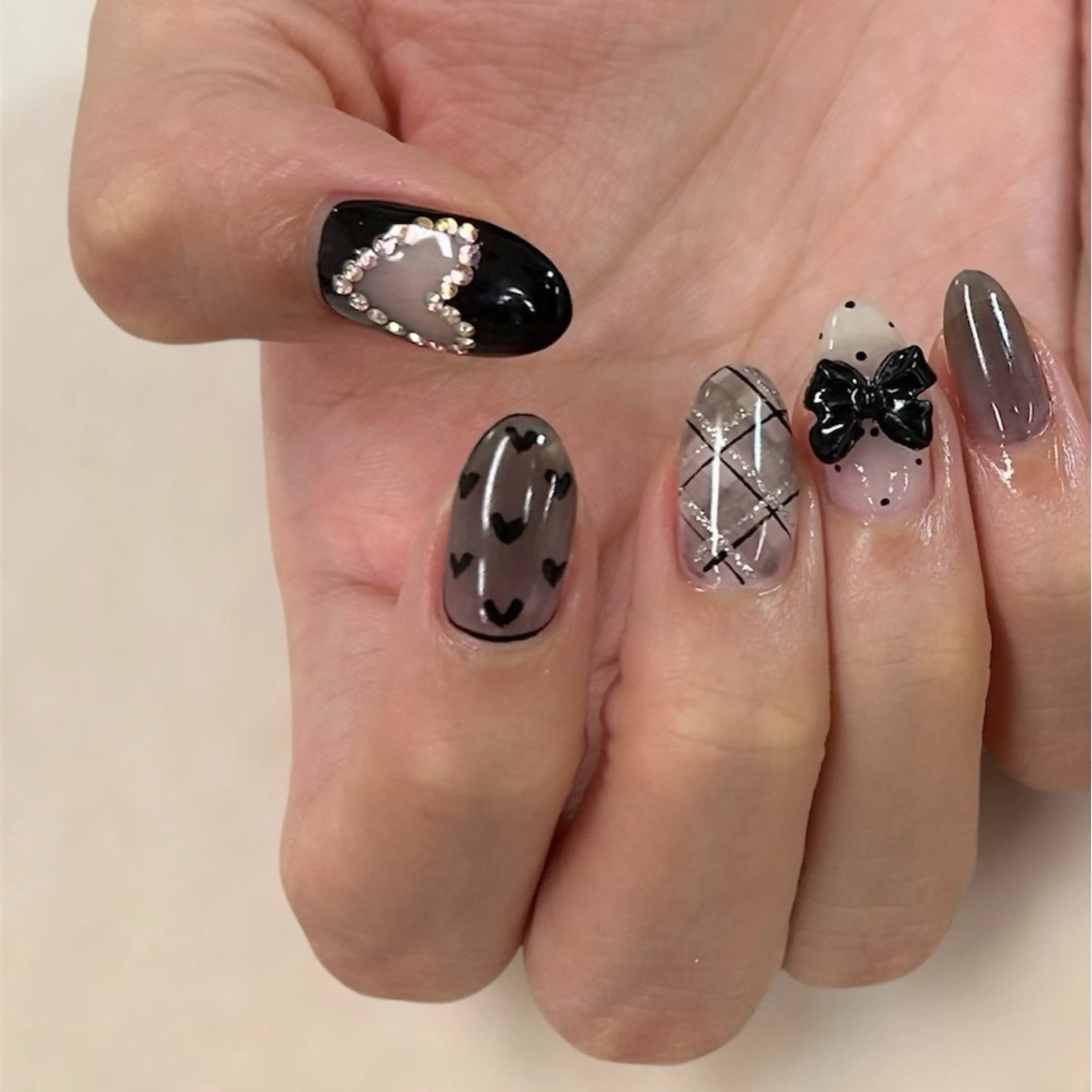 ネイル ハンドネイル アトリエ　ミモザ所属・いまむら あかりのネイルデザイン