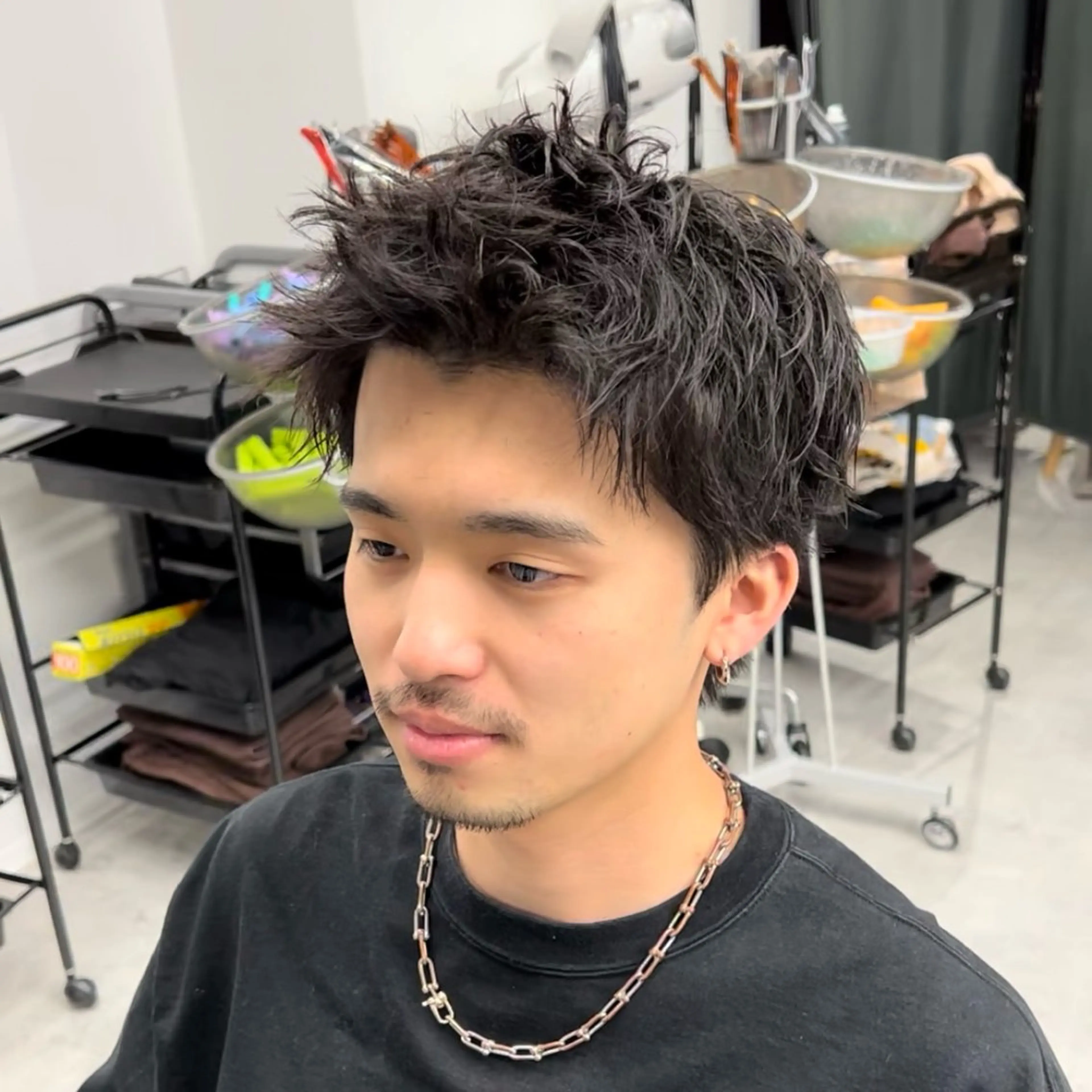 ショート パーマ メンズ スパイキーショート ショートヘア メンズパーマ/波巻き 新潟/万代/夏芽🎀のヘアスタイル