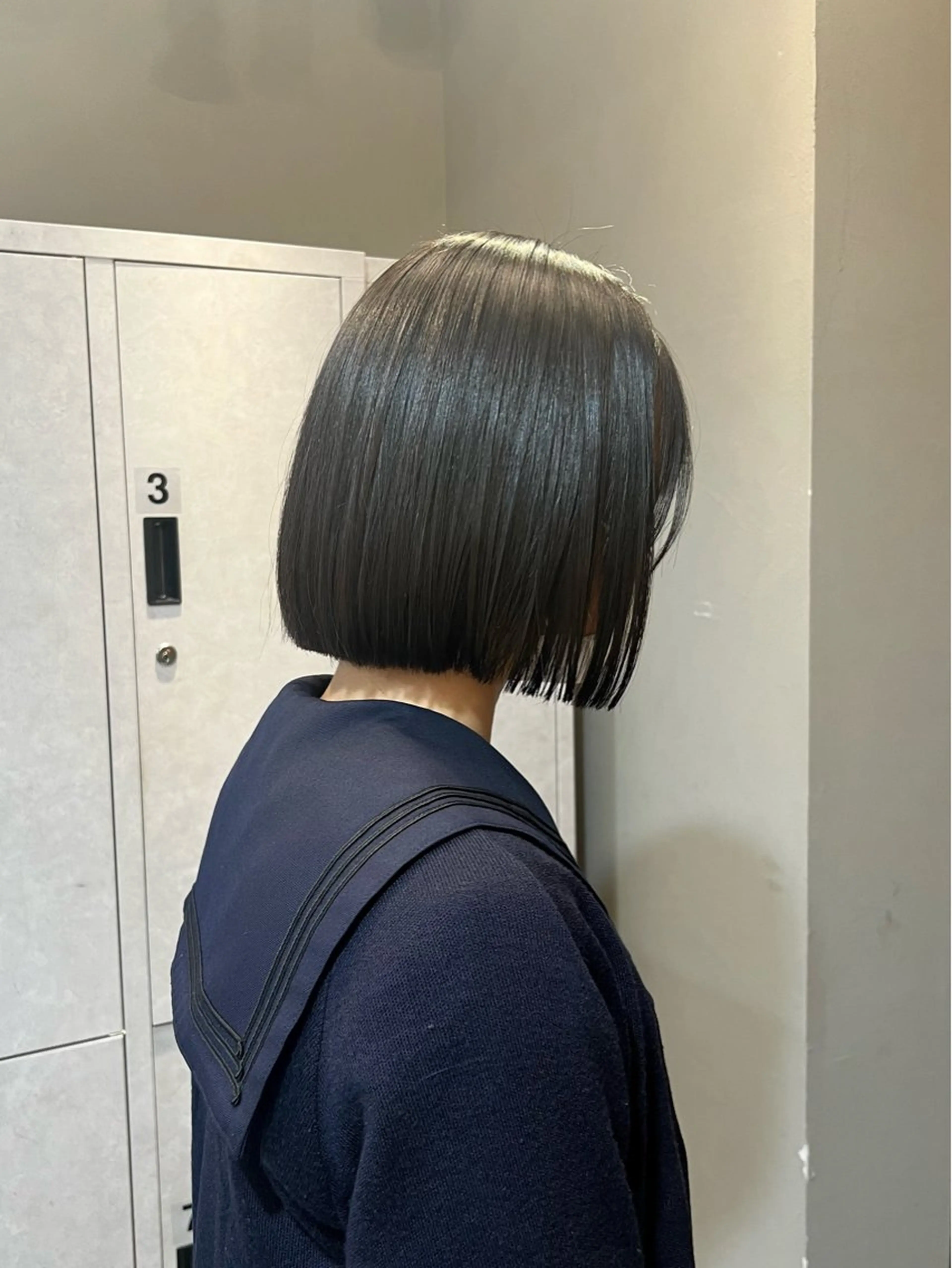 ショート カラー 切りっぱなしボブ ボブ 神戸ボブ✂️ ioe三宮/田 伸佳のヘアスタイル