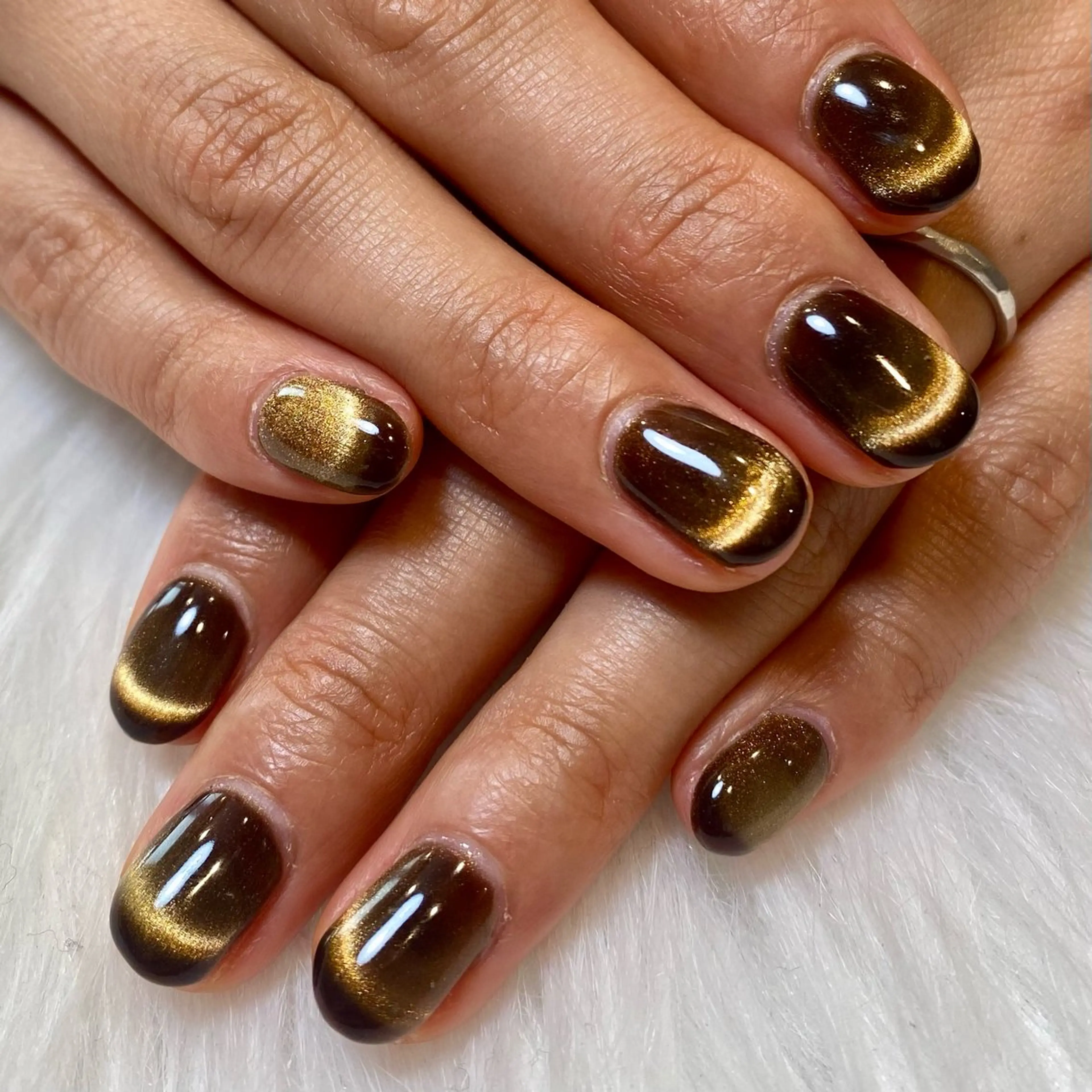 ネイル フレンチネイル マグネットフレンチ ハンドネイル FREEME 🌼アビのネイルデザイン