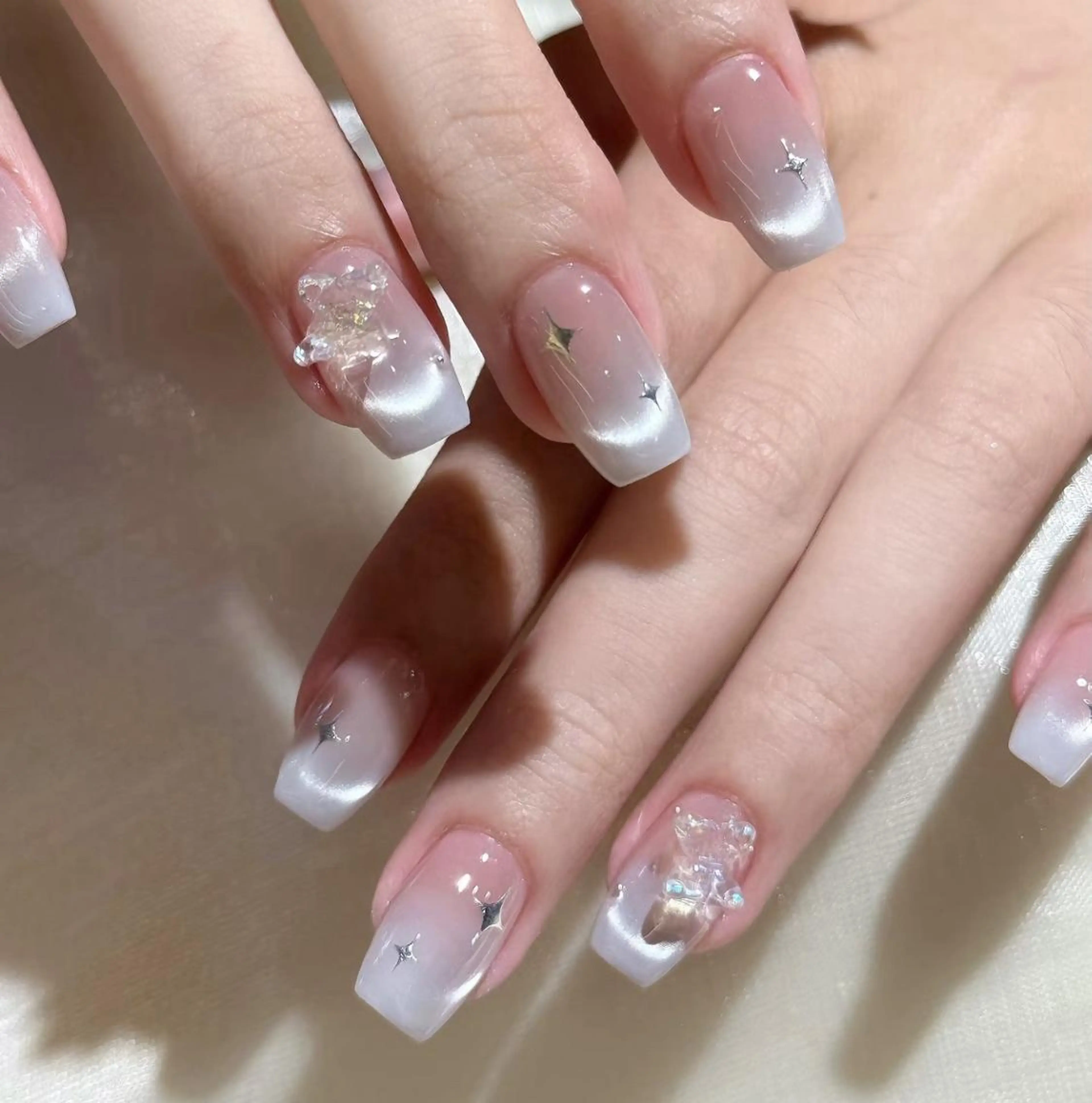 ネイル ハンドネイル エリ🫧 nail池袋東口のネイルデザイン