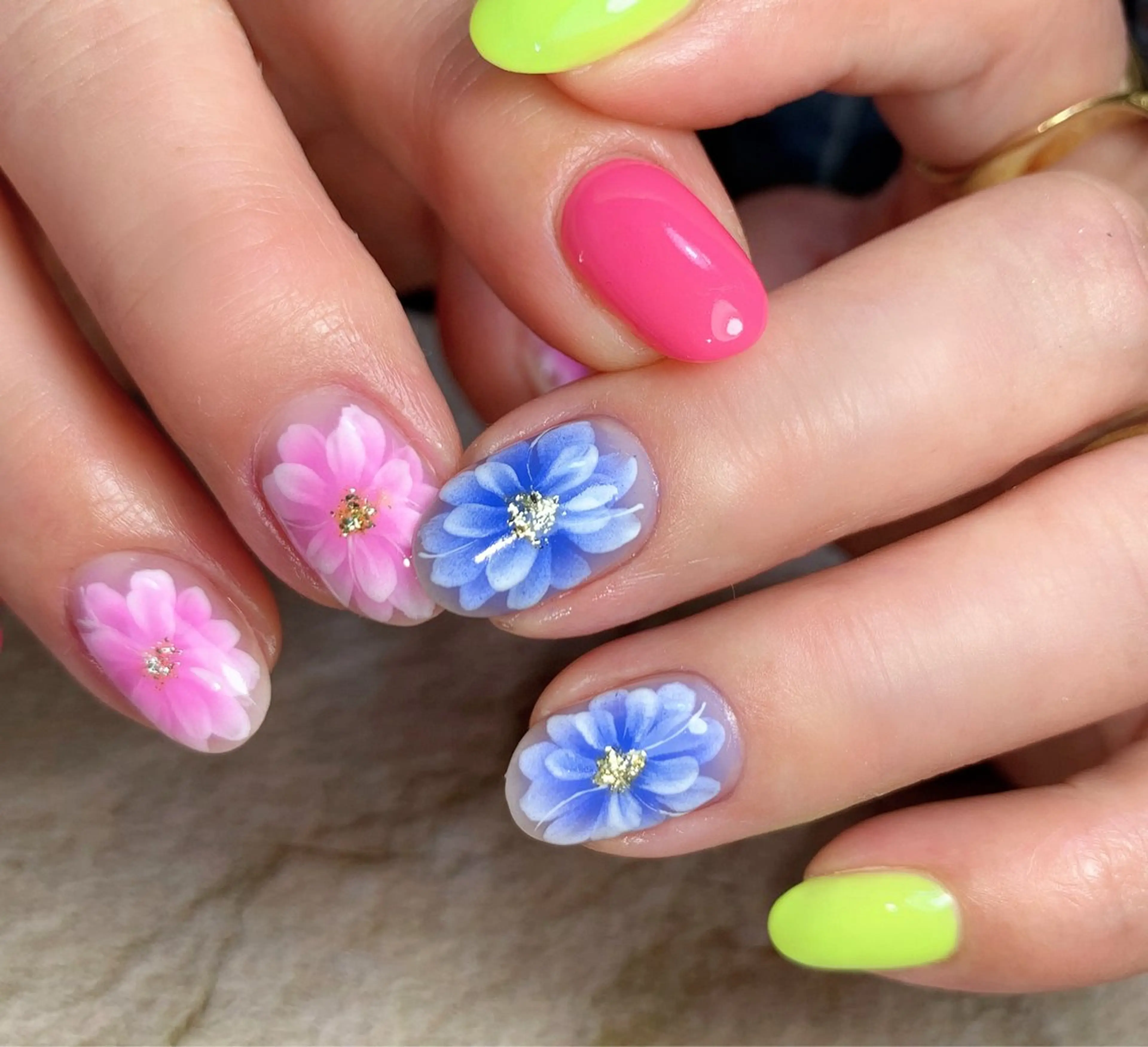 ネイル フラワーネイル -nailroom- familiaのネイルデザイン