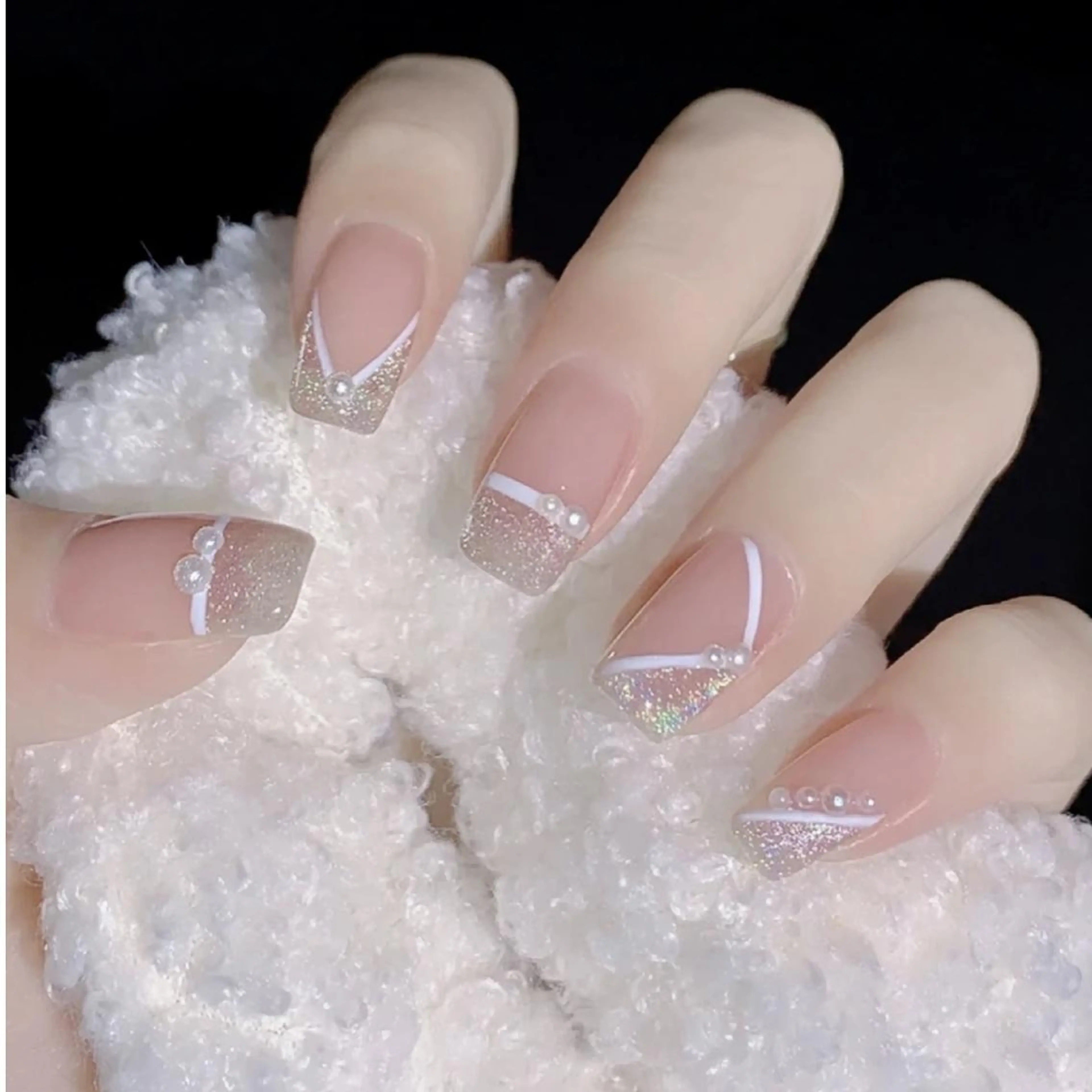 ネイル Queens 榊 まおのネイルデザイン