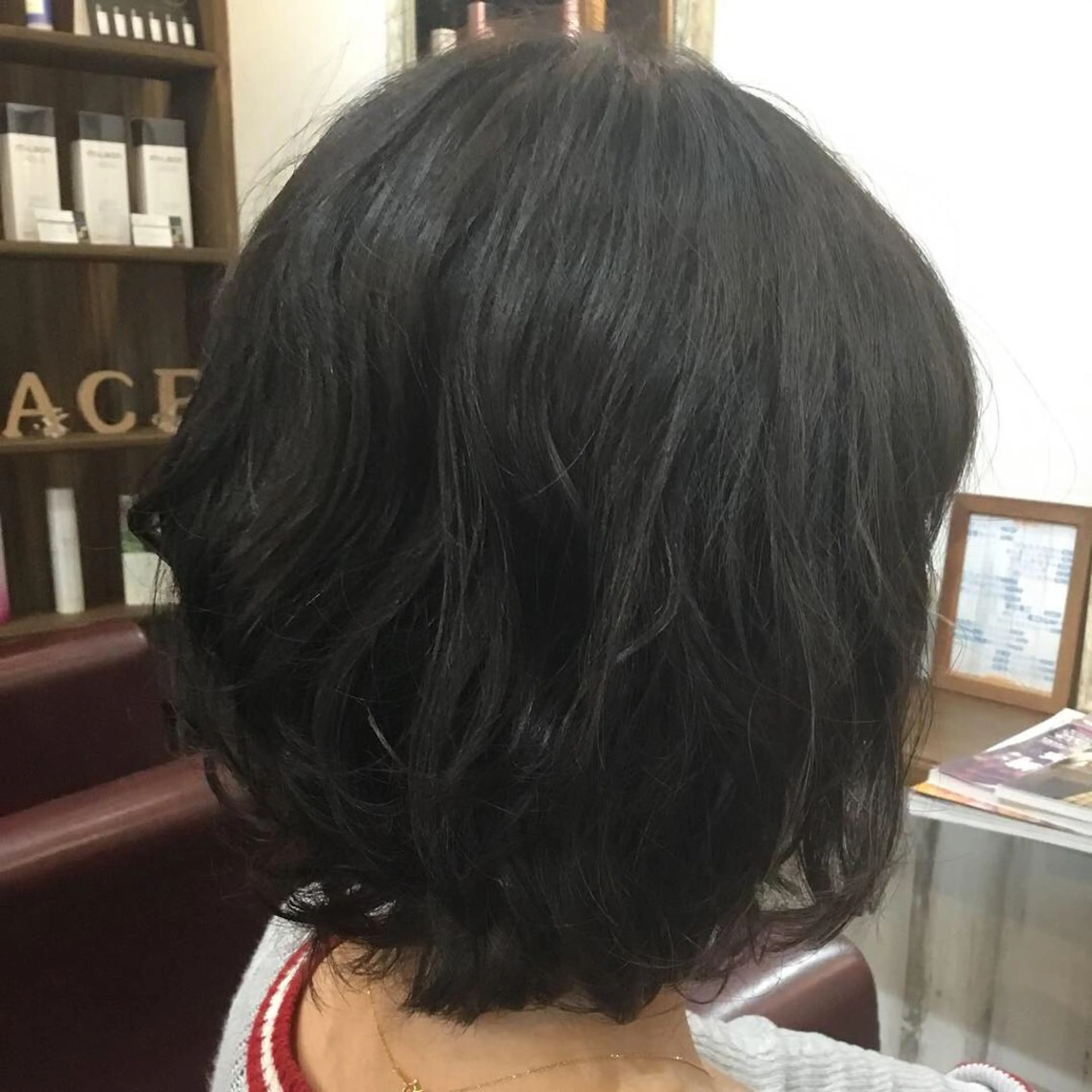 ミディアム パーマ embrace エンブレイスのヘアスタイル