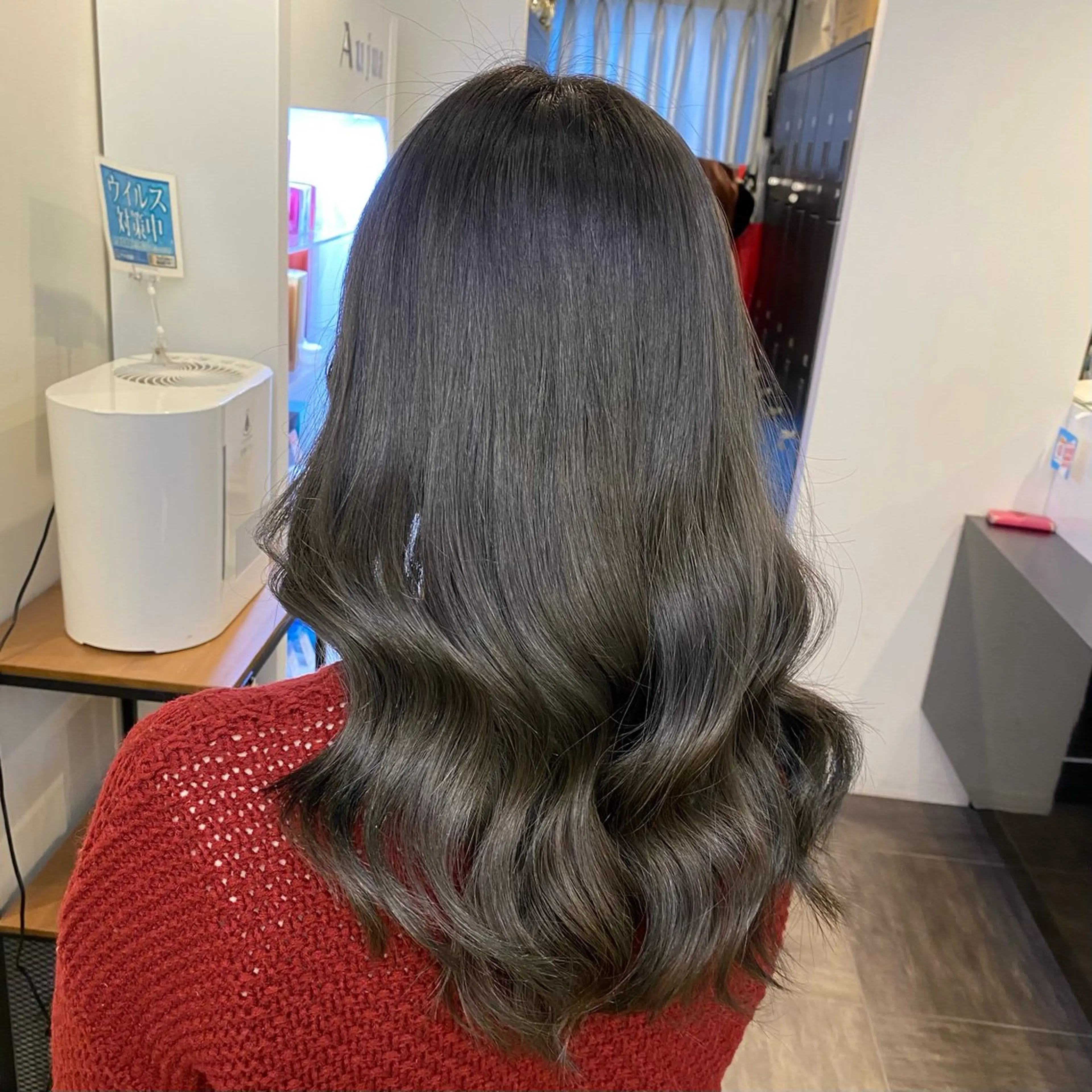 セミロング カラー ヘアカラー トリートメント 【カラー指名No 1✨】HIBIKIのヘアスタイル