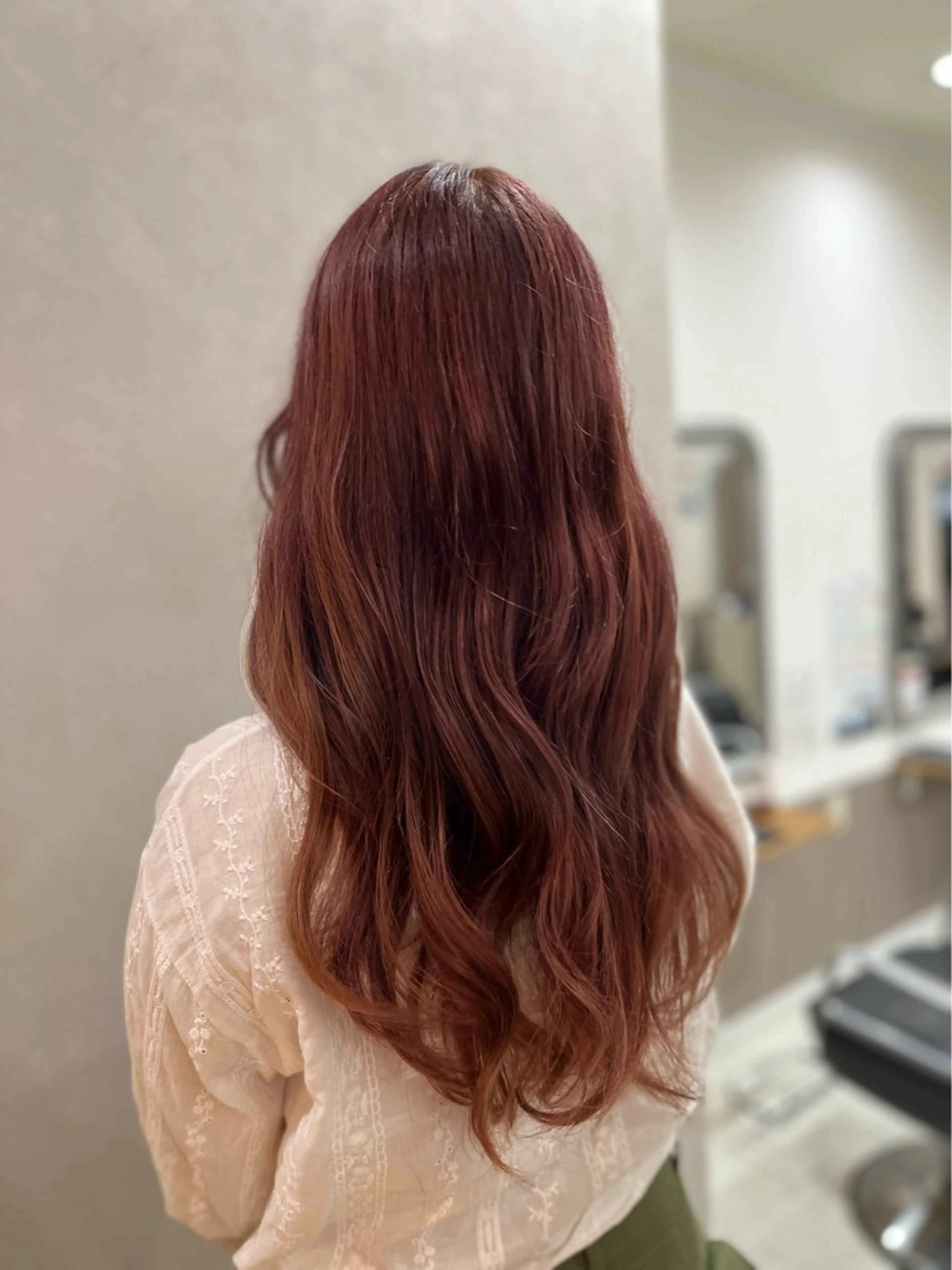 カラー 艶髪🥣透明感カラー 🫧前田奈津実のヘアスタイル