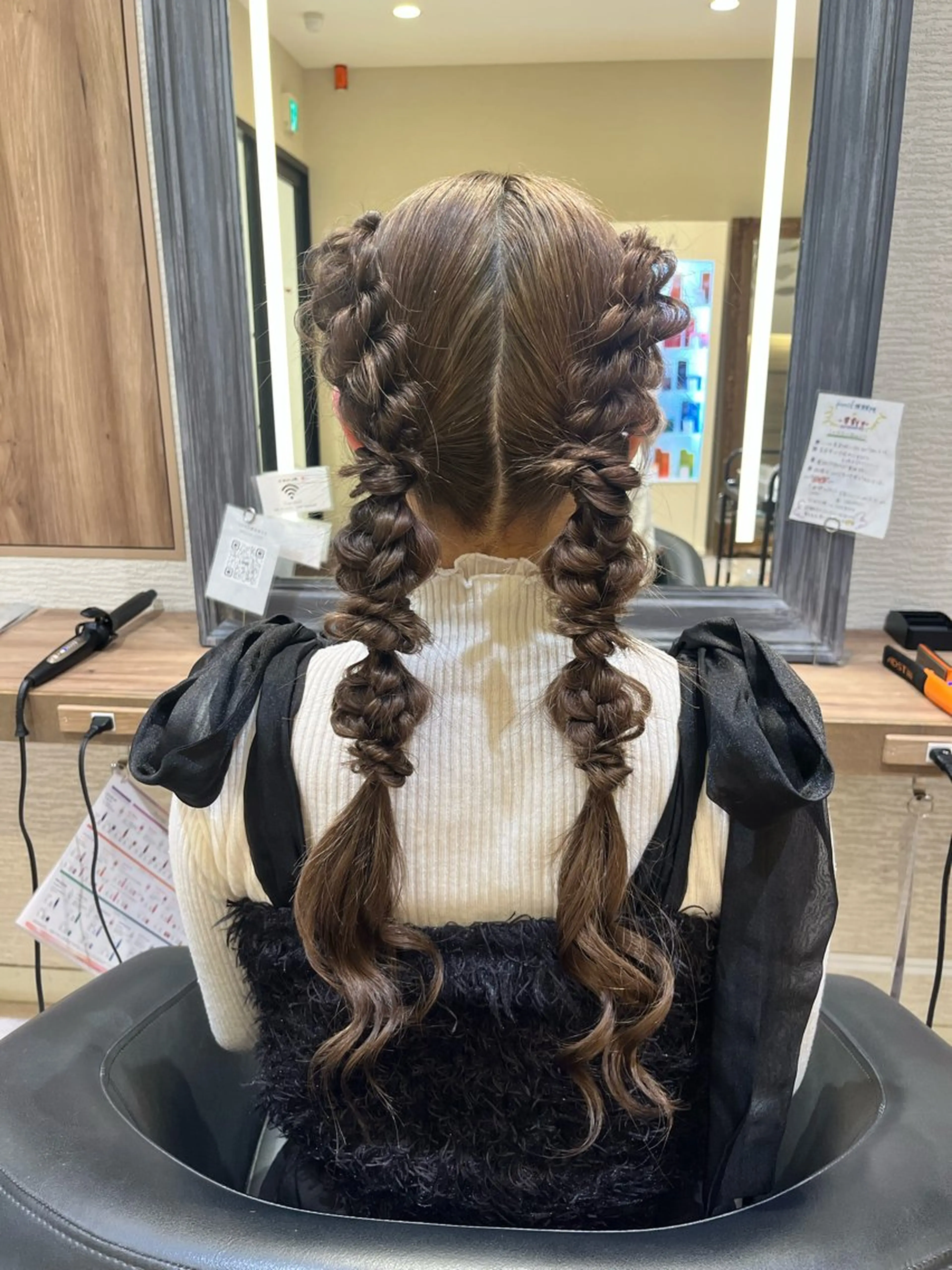 ヘアアレンジ ハイトーン／アレンジ 🩵NANAMIのヘアスタイル