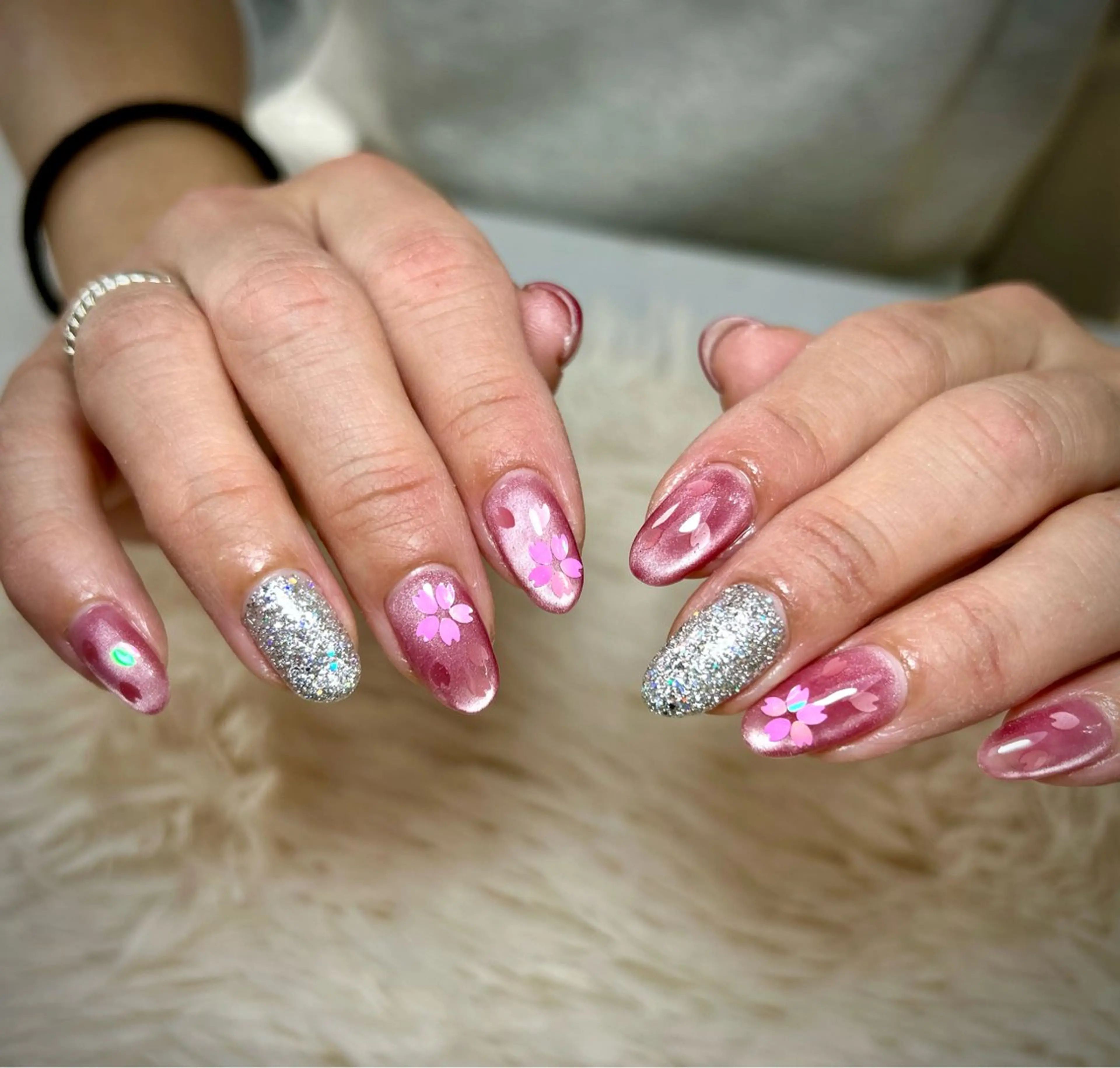 ネイル Nailsalon Latteのネイルデザイン