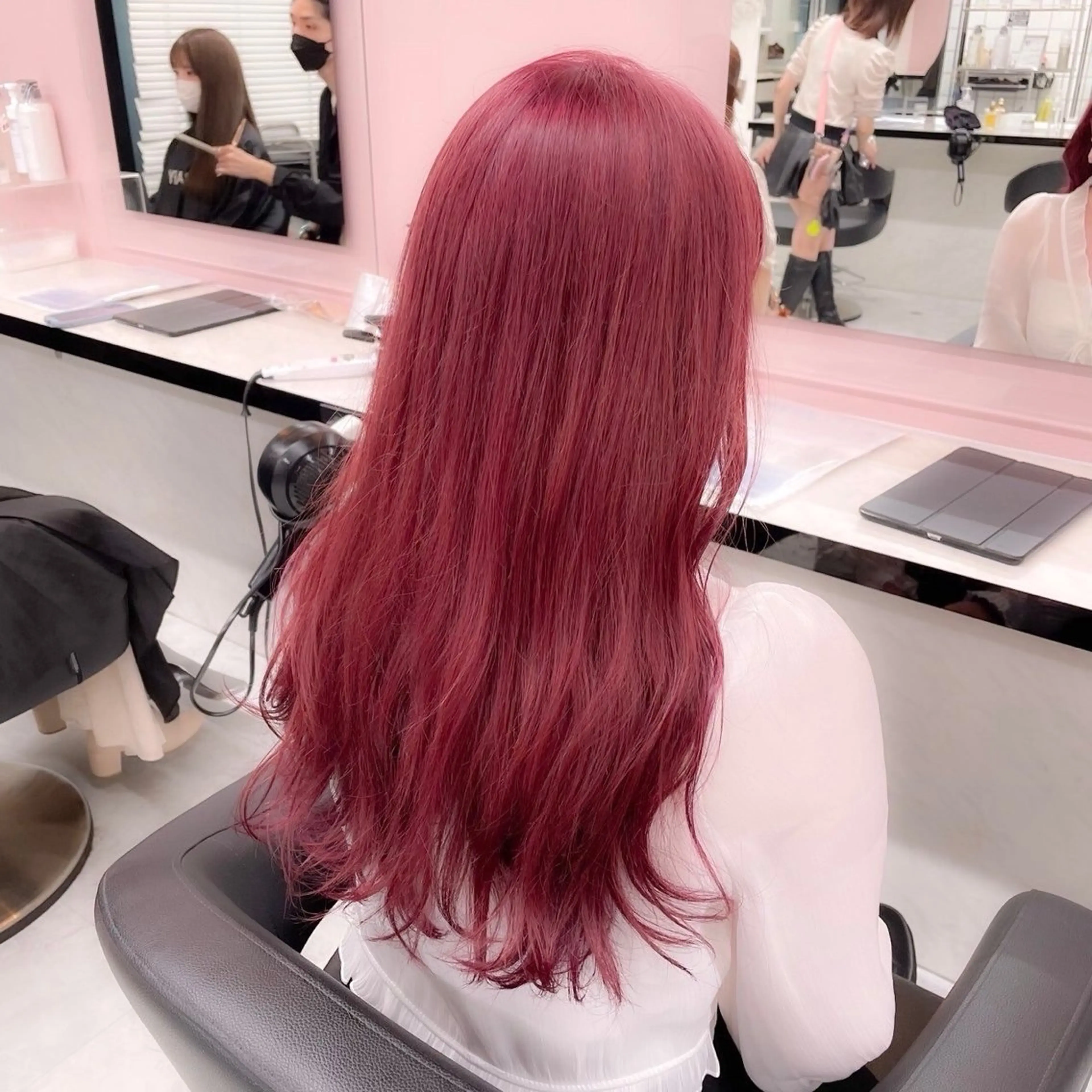 カラー girlな暖色ヘア 🪽🫧ハルナ🎀のヘアスタイル