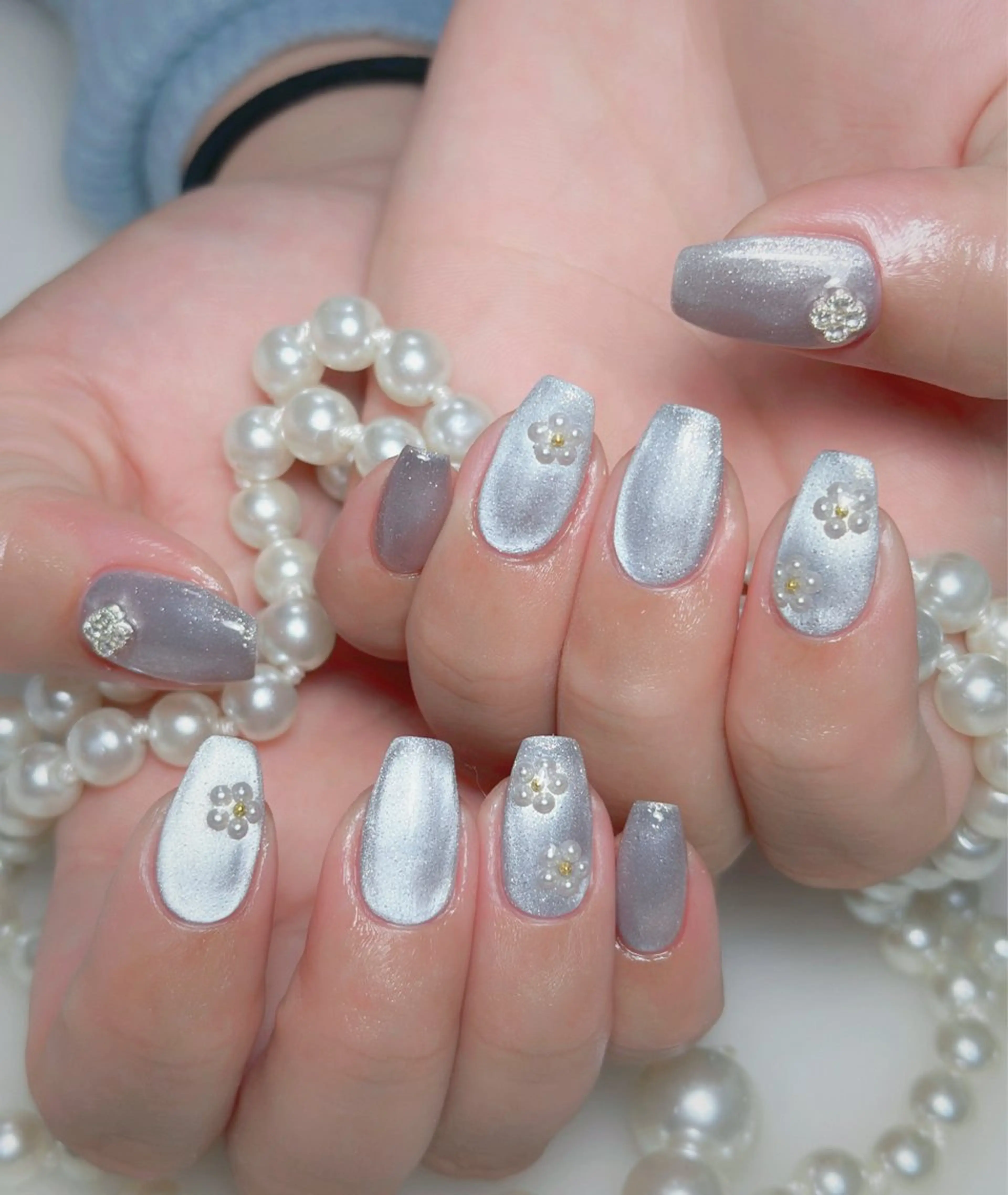 ネイル オーロラネイル 長さ出し フットネイル 韓国ネイル ラメ(グリッター) 👍thumbs up nail👍のネイルデザイン