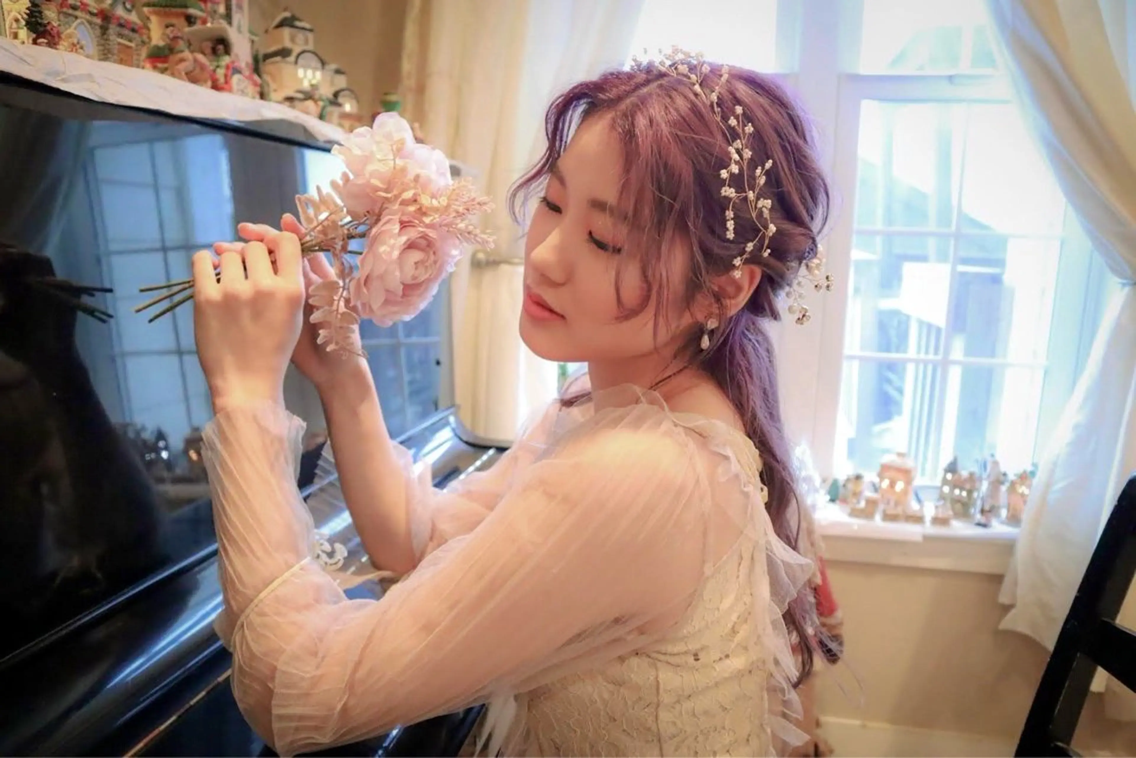 ロング カラー ヘアアレンジ 結婚式・ブライダル 顔周りカット 卒業式のヘアスタイル 庄司 桜のヘアスタイル