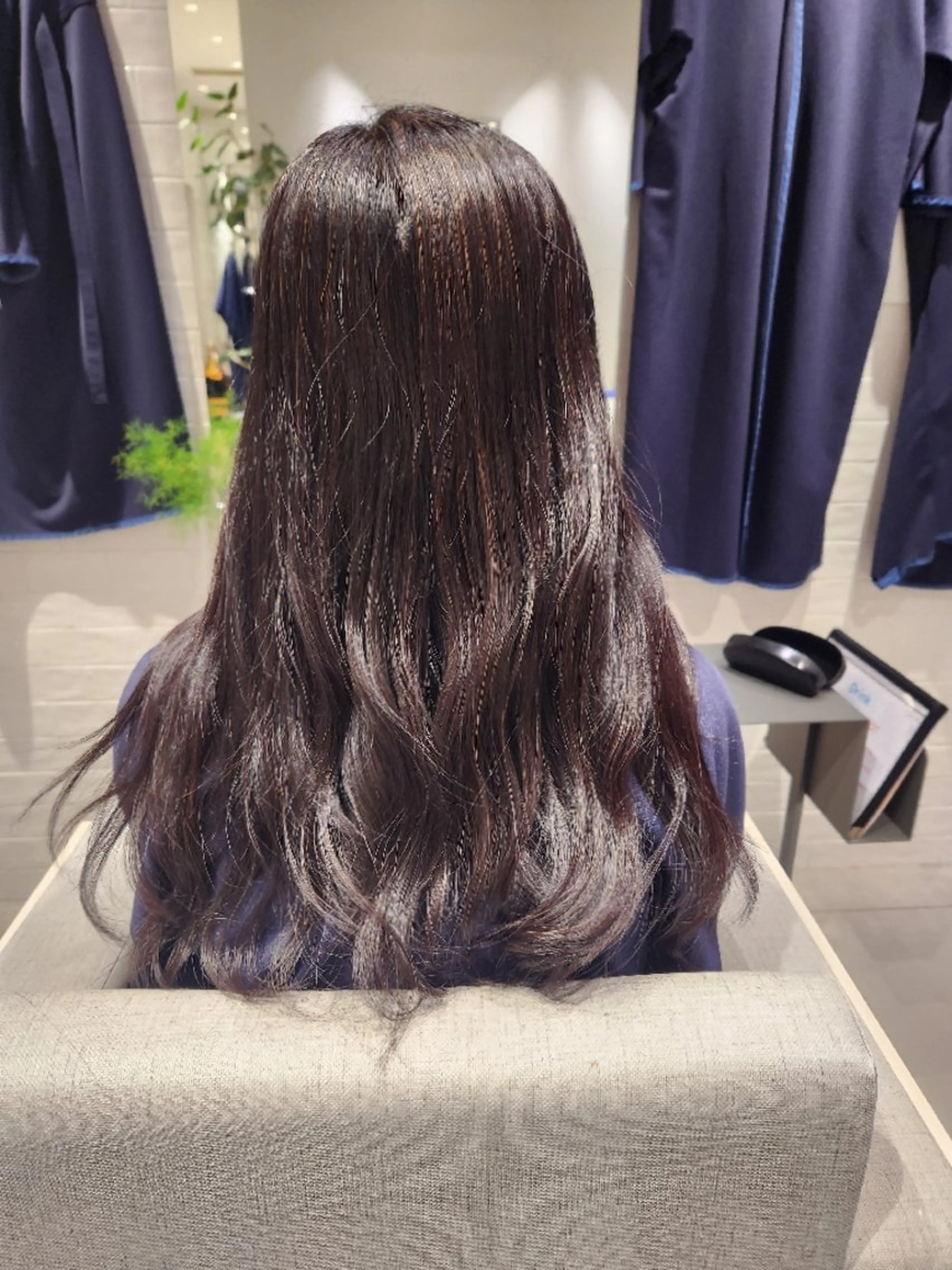 ロング カラー stair:case所属・💜艶髪カラー💜 🎶富川美希🎶のヘアスタイル