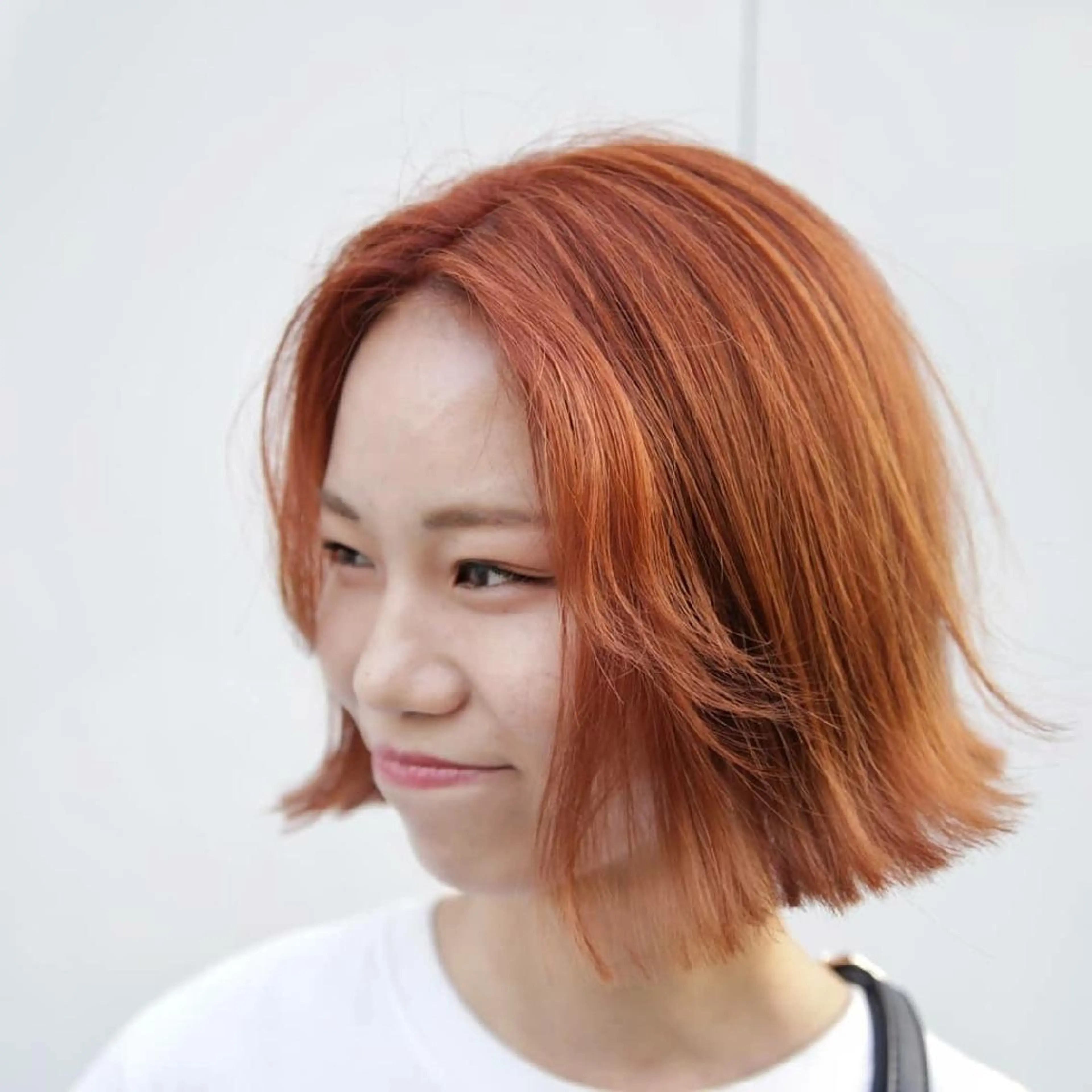 ショート カラー ブリーチ オレンジ 艶髪✨ハイトーン ✨ホワイト✨北宗一郎のヘアスタイル