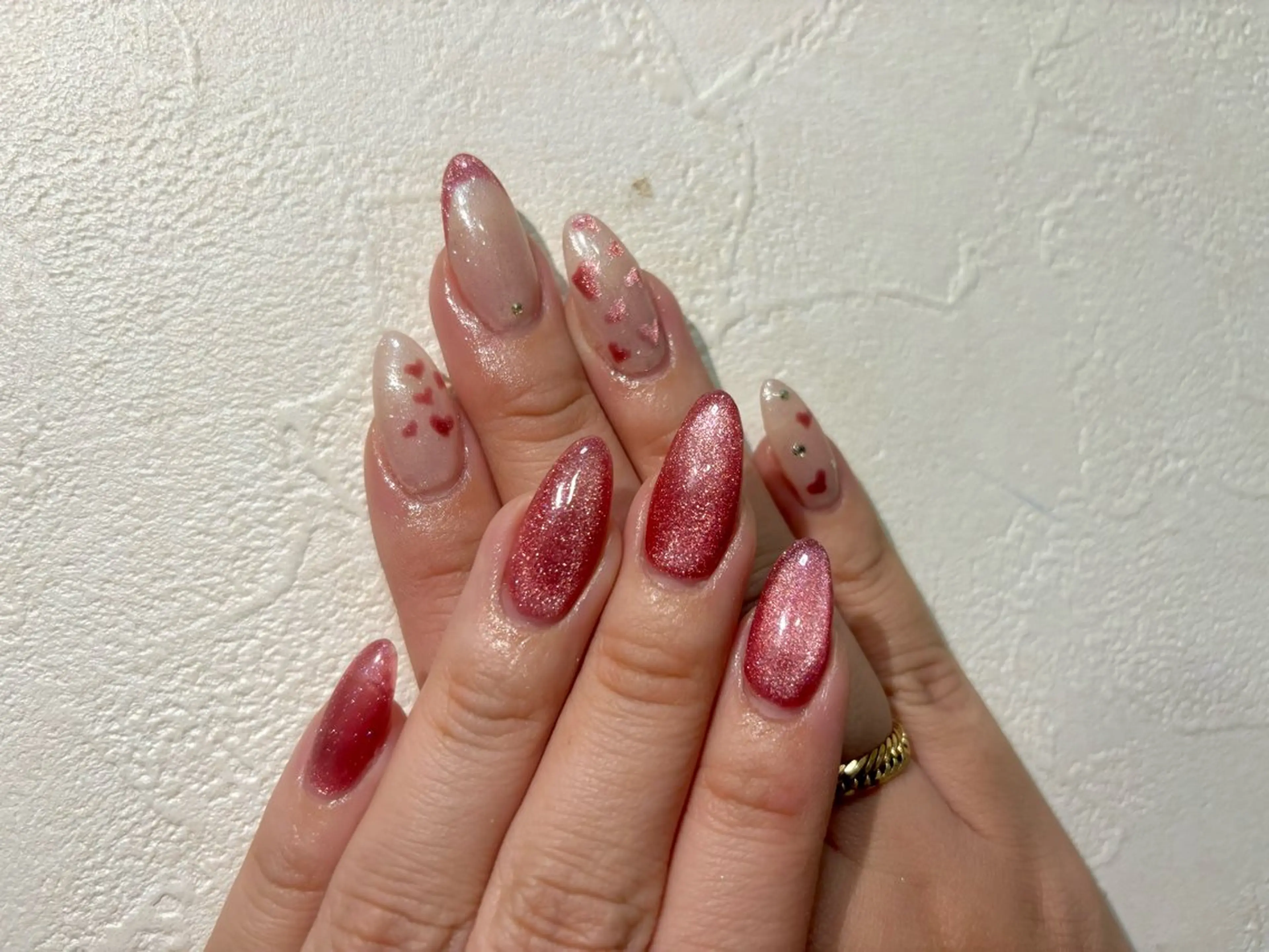 ネイル ハート ロングネイル マグネットネイル 持ち込み ネイルチップ mimimi beauty salon所属・I. MITSUKIのネイルデザイン